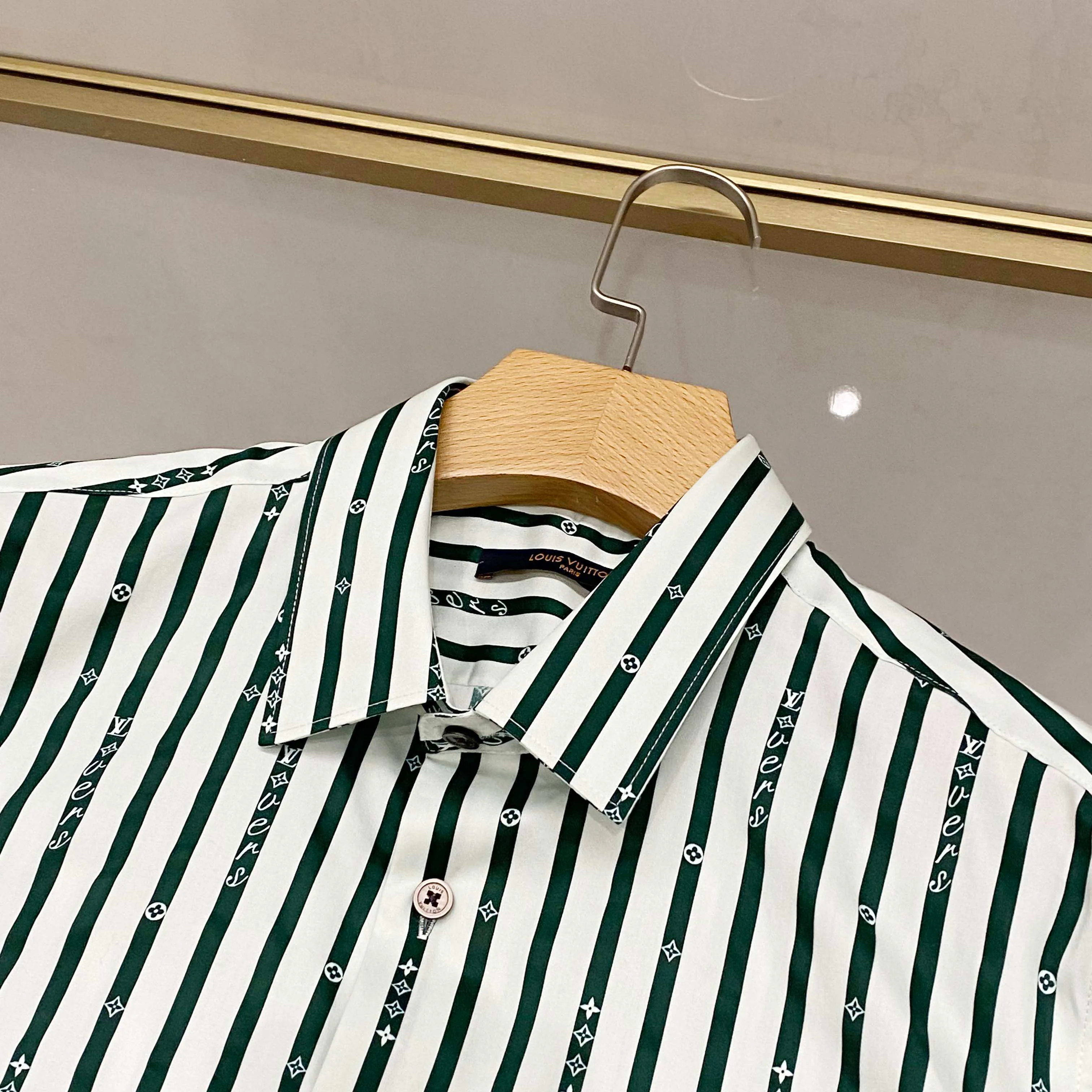 Men's Shirts LOUIS VUITTON 18509963