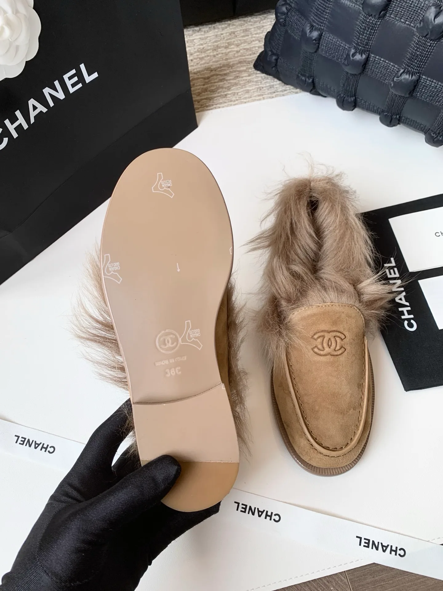 Women's Loafers And Moccasins CHANEL 18424298