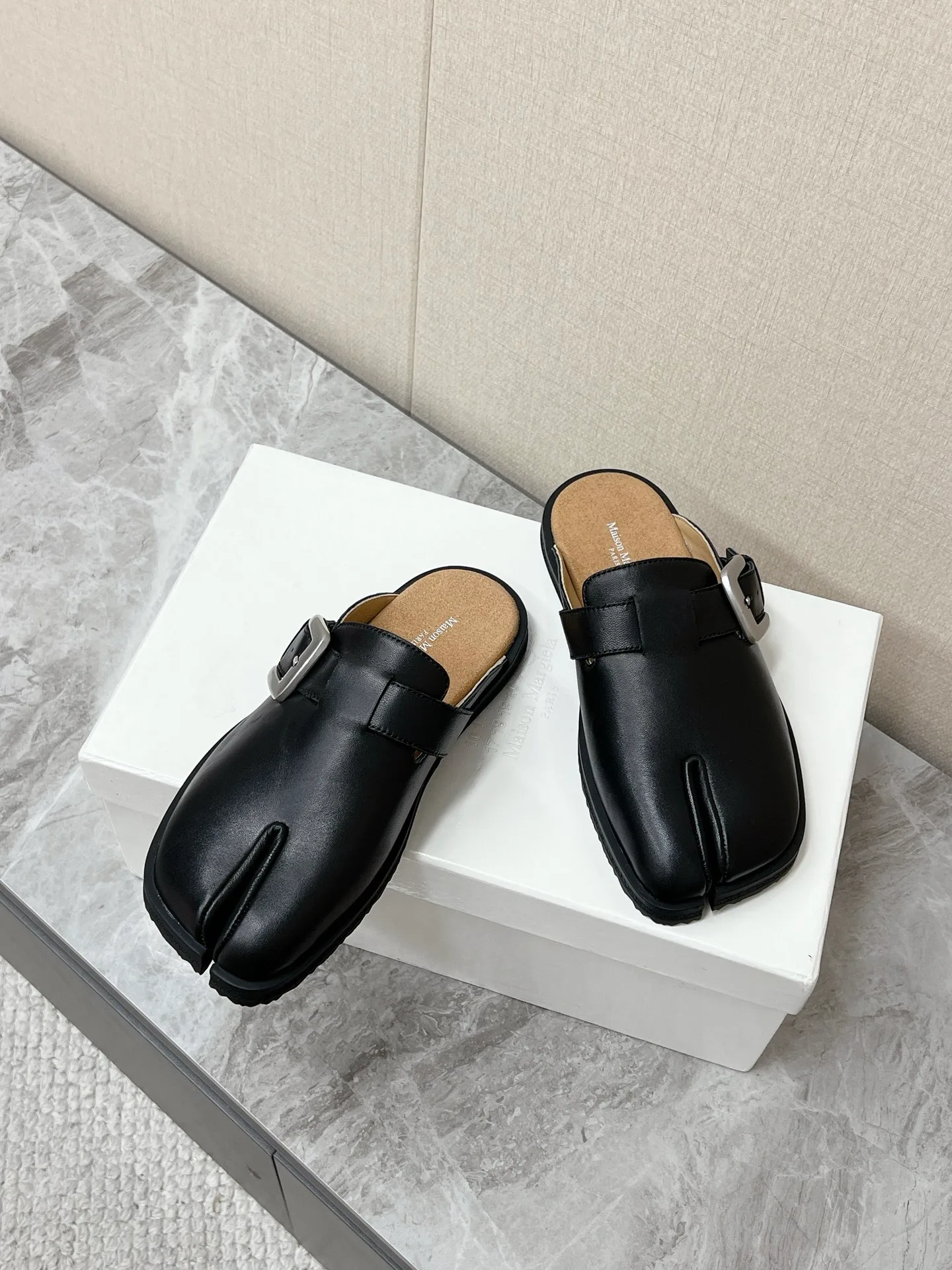 Women's Mules And Clogs MAISON MARGIELA 17955126