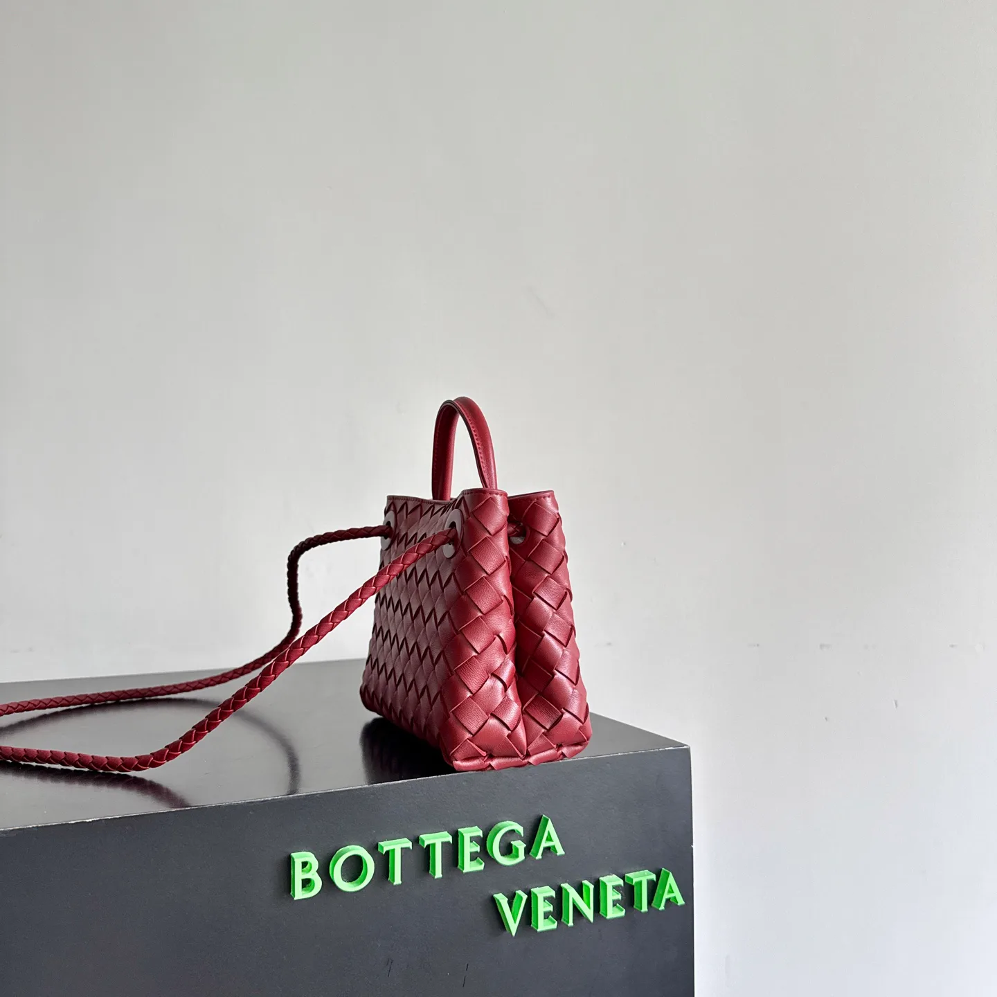 Классические Сумки Женские Bottega Veneta 18619521