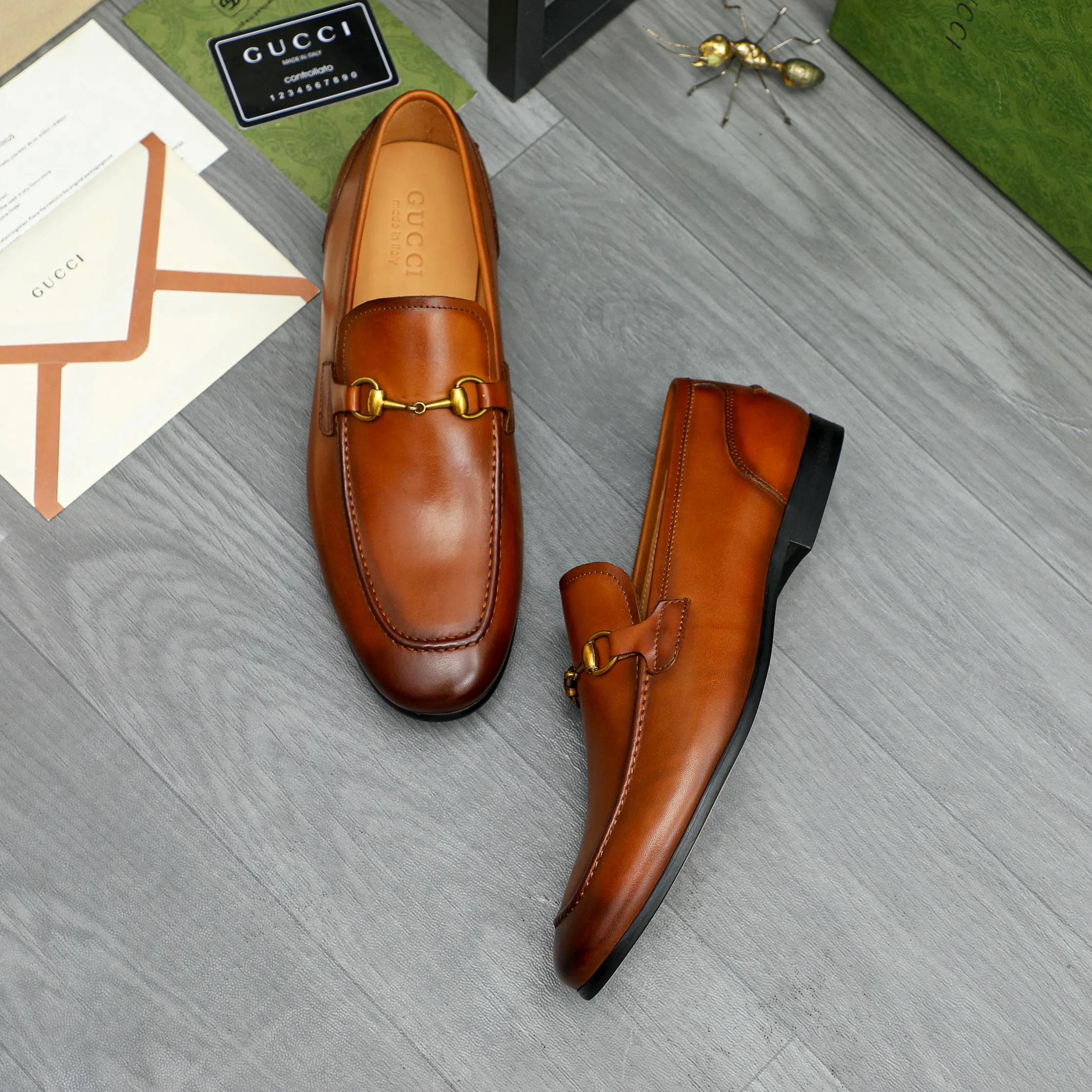 Men's Loafers And Dress Shoes GUCCI 19559263