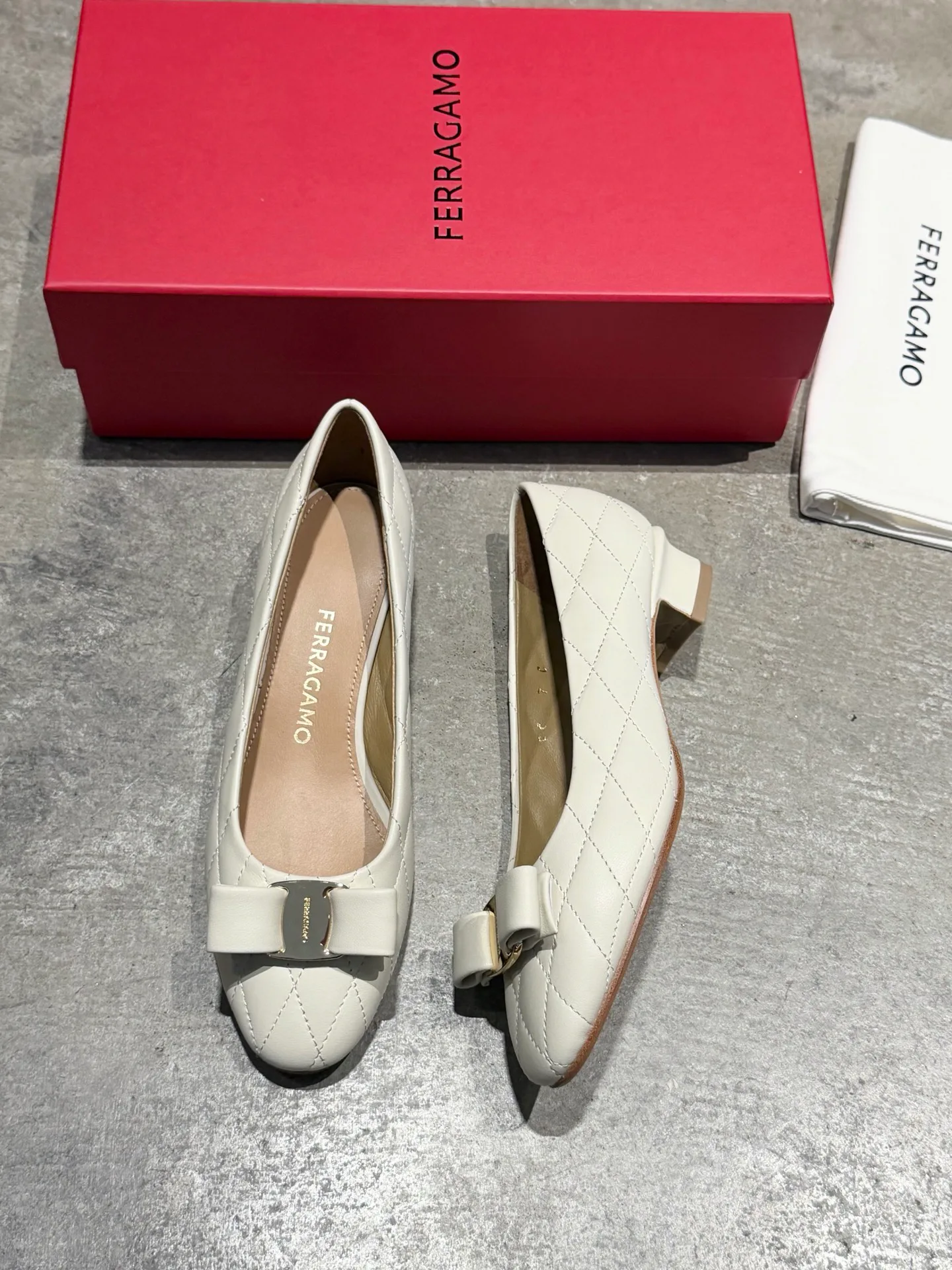 Women's Heels SALVATORE FERRAGAMO 17897975