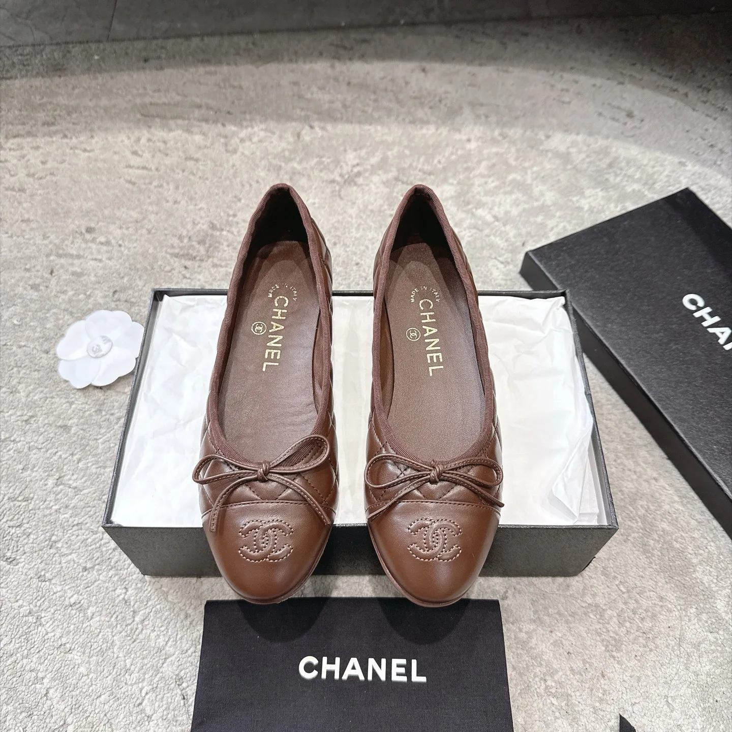 Women's Ballet Flats CHANEL 18323585