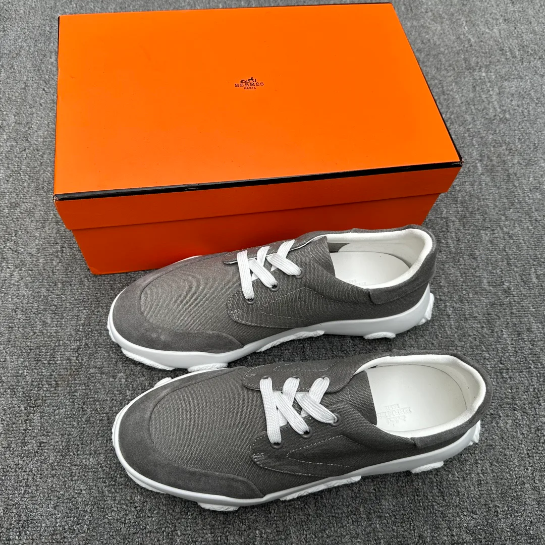 Men's Sneakers HERMES 18076374