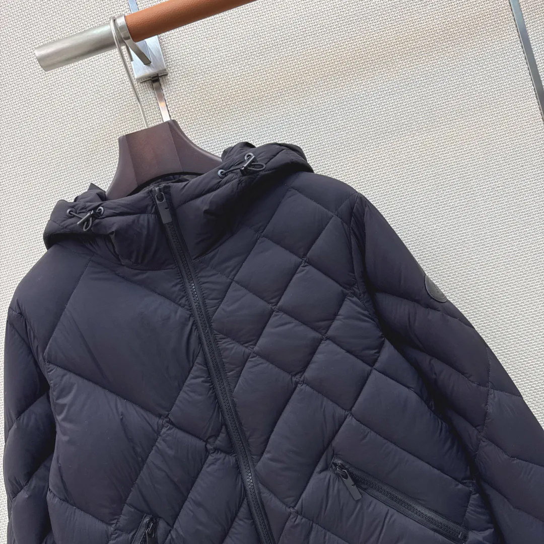 Women's Jackets And Down Jackets BURBERRY 18108277