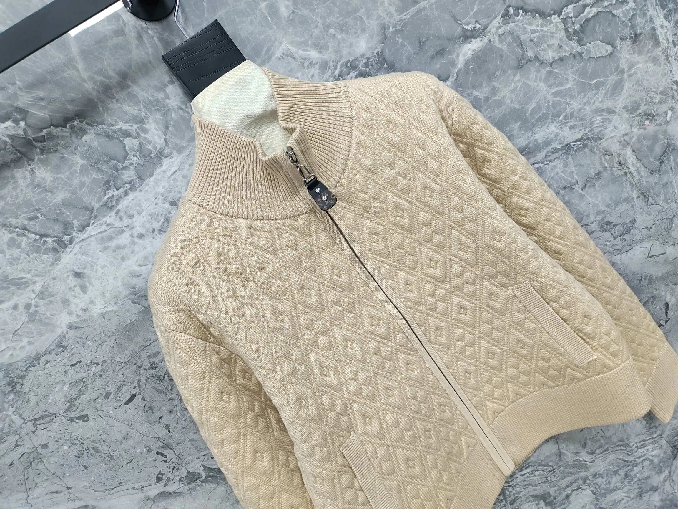 Women's Jumpers And Sweaters LOUIS VUITTON 18363287