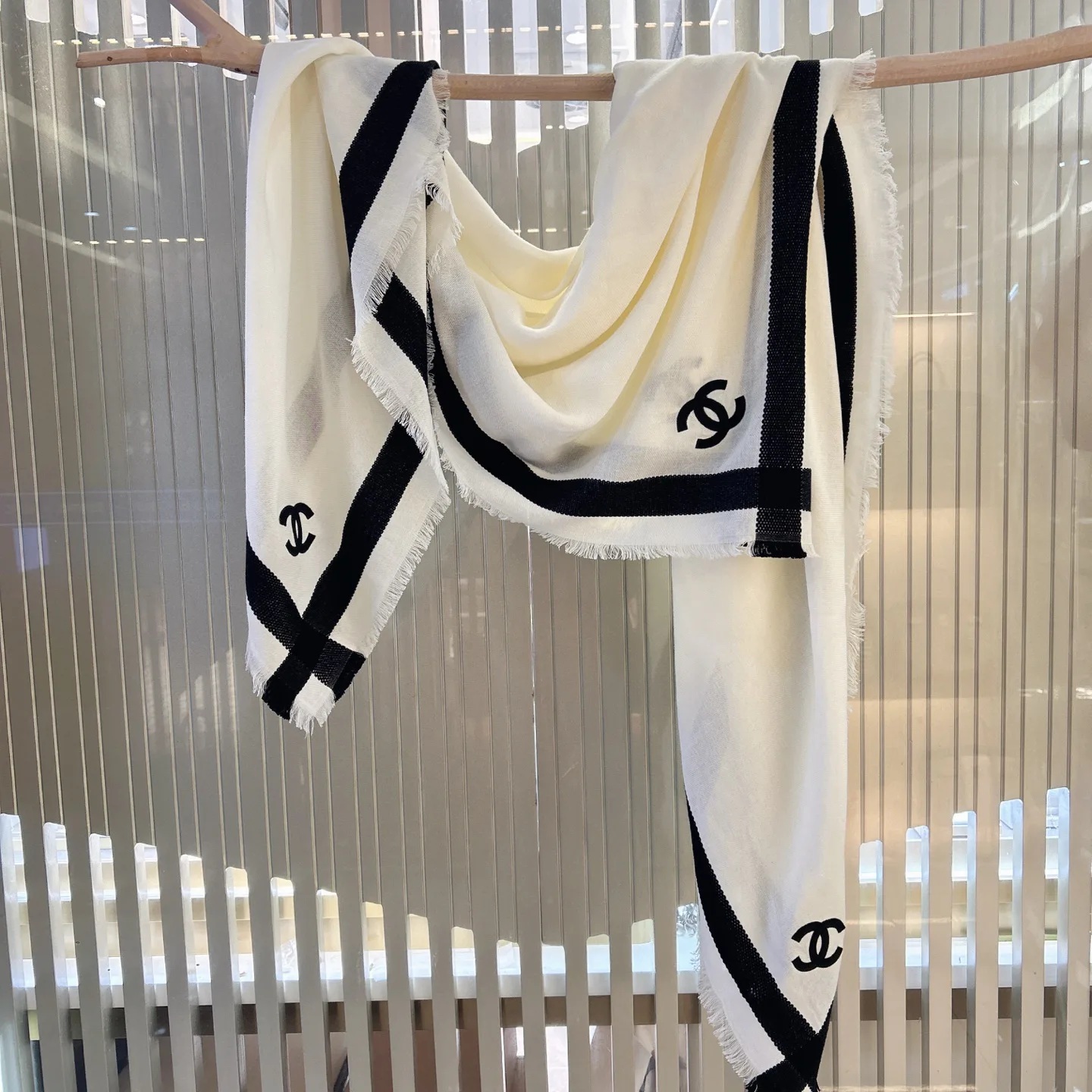 Scarves CHANEL 16946808