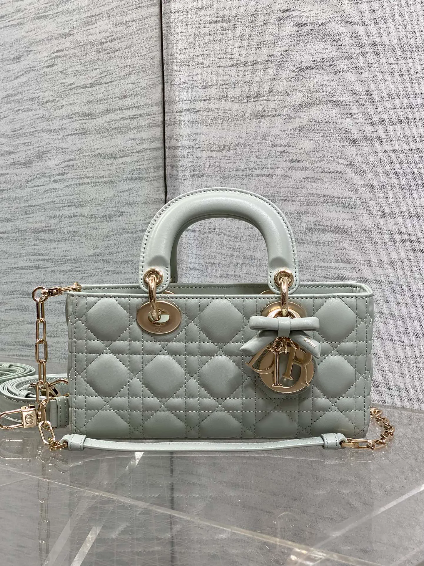 Women's Classic Handbags CHRISTIAN DIOR 18392900