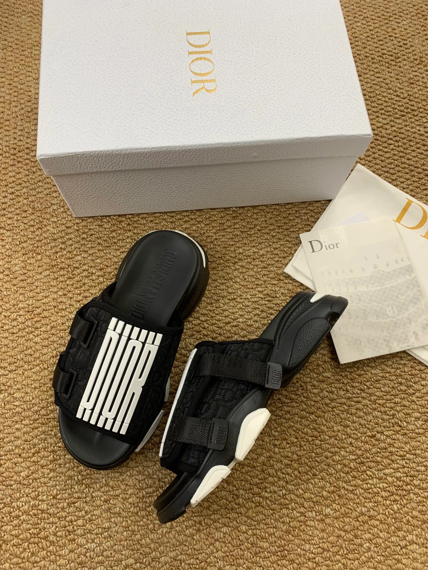 Women's Flip-Flops CHRISTIAN DIOR 17545238