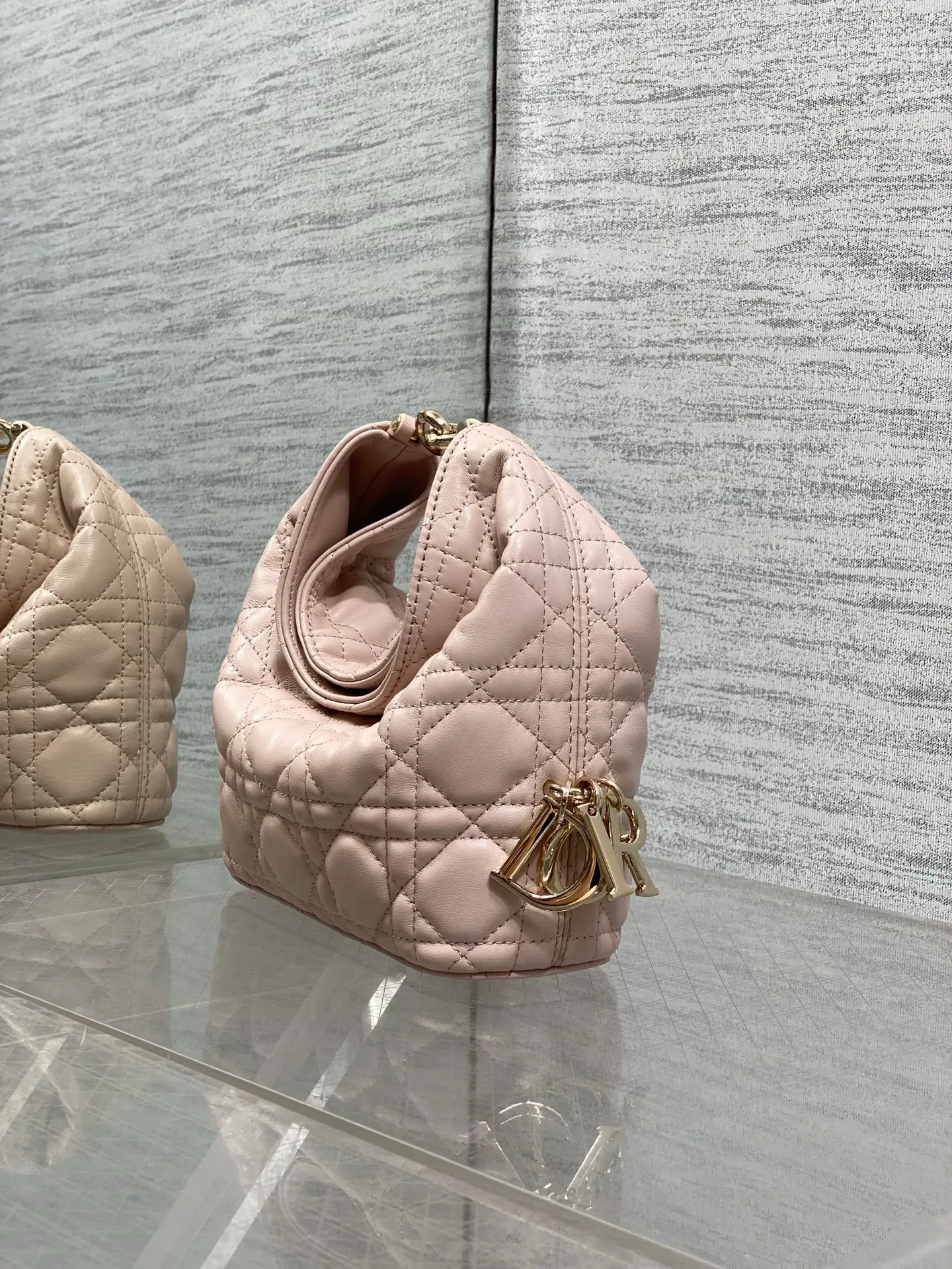 Women's Classic Handbags CHRISTIAN DIOR 18242087