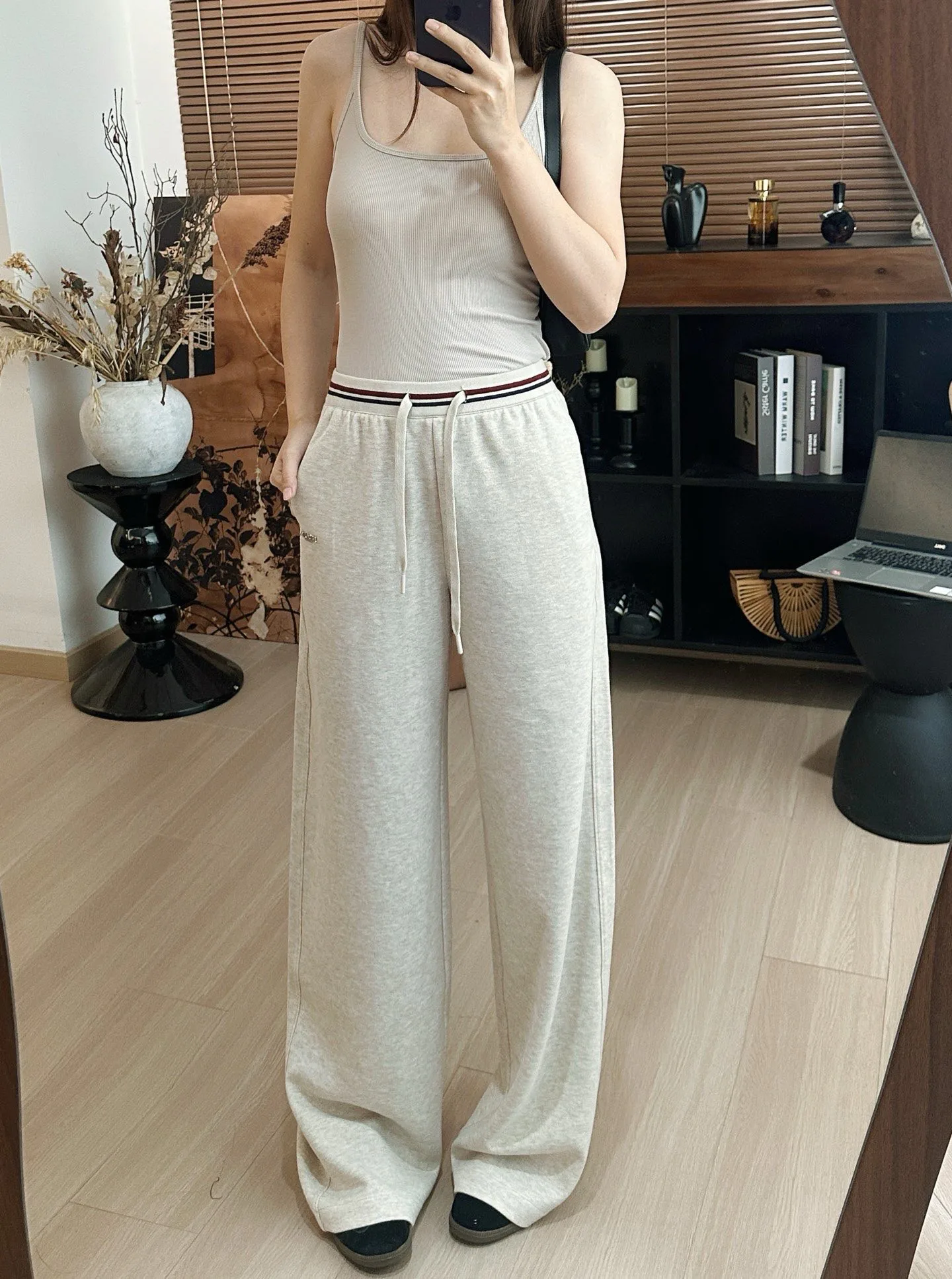 Women's Trousers PRADA 18473772