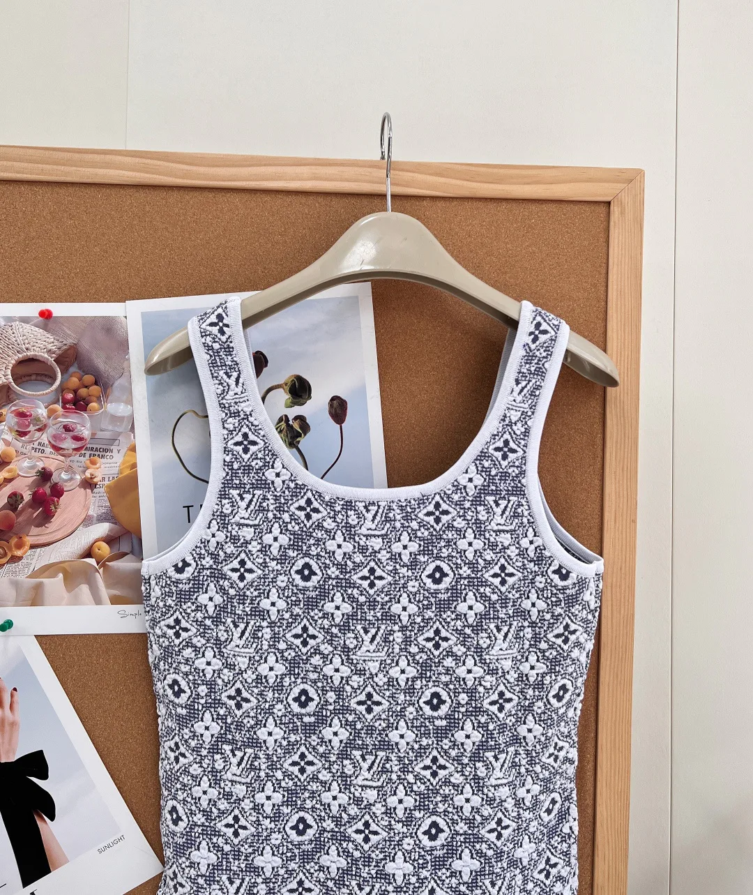 Women's Vests LOUIS VUITTON 16930789