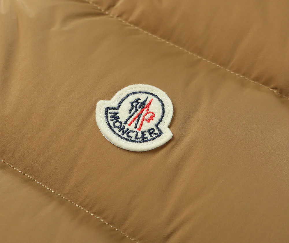 Men's Vests MONCLER 18345550