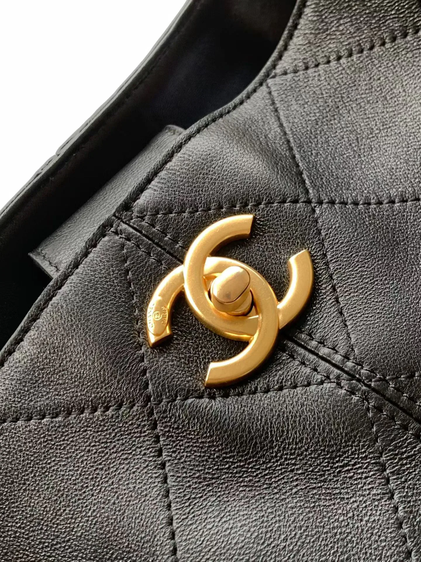 Women's Classic Handbags CHANEL 18526046