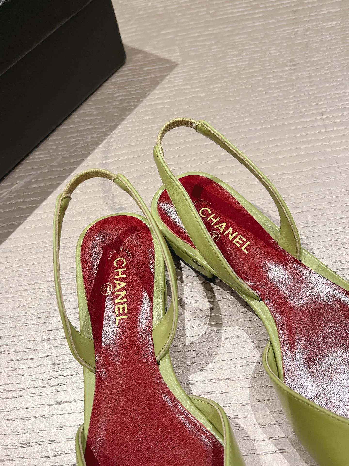 Women's Open-Toe Sandals CHANEL 18508957