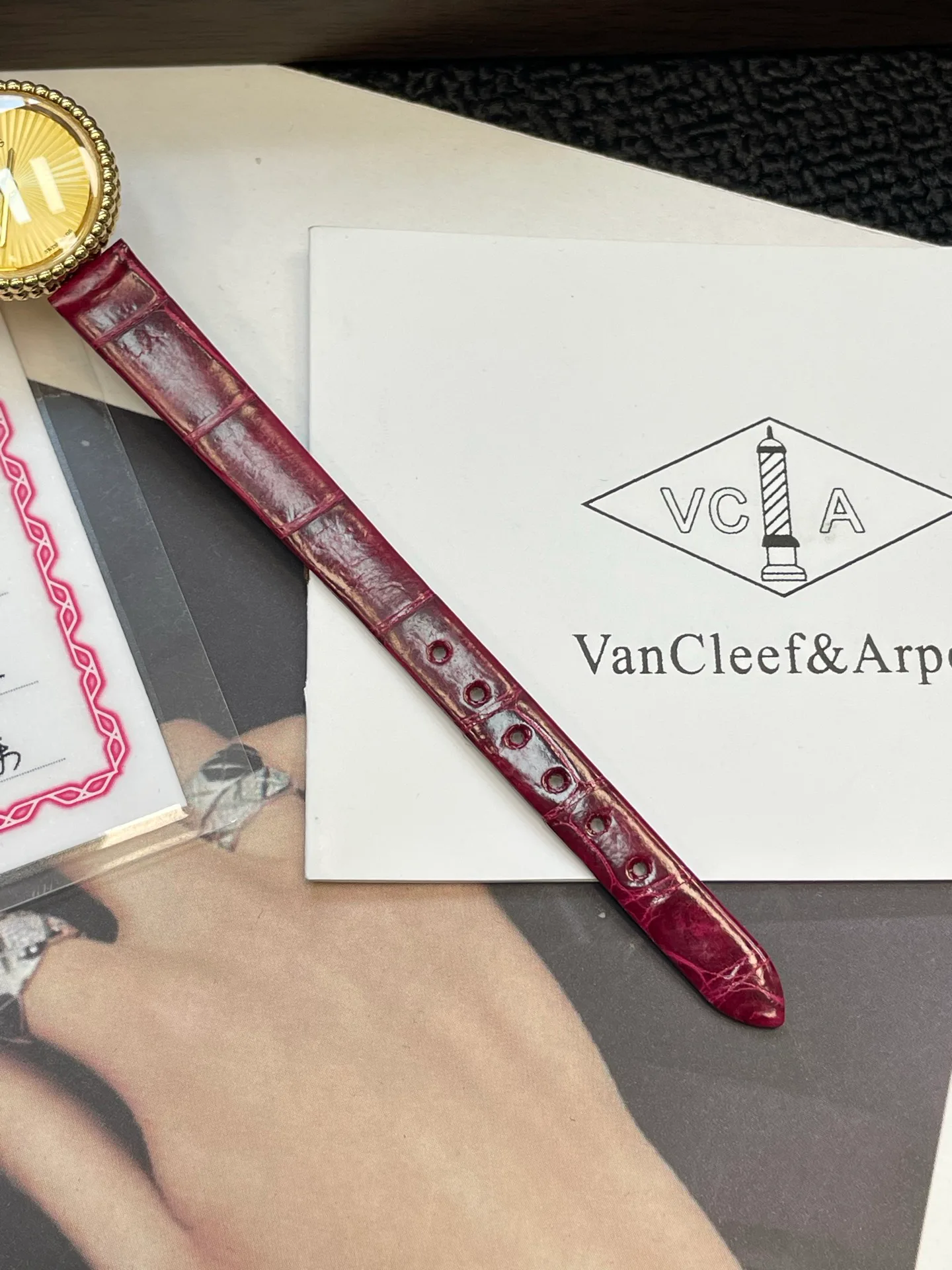 Women's Watches VAN CLEEF & ARPELS 17336730