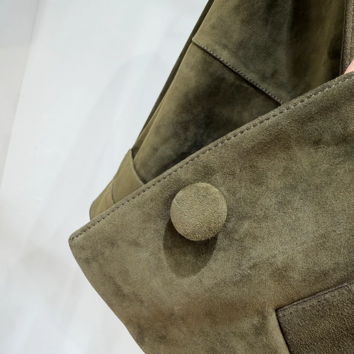Women's Leather Jackets And Sheepskin Coats PRADA 18090507
