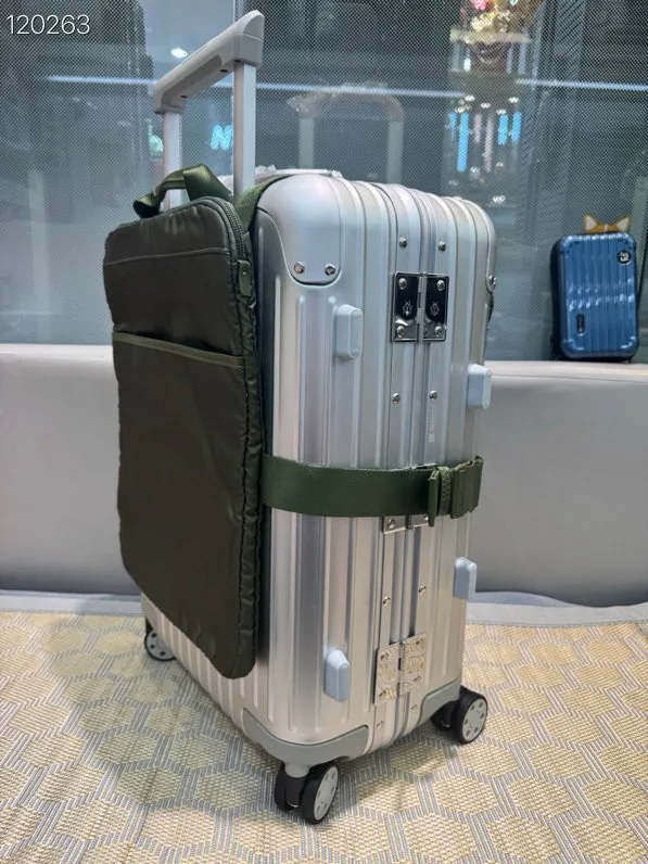 Suitcases RIMOWA 17852222