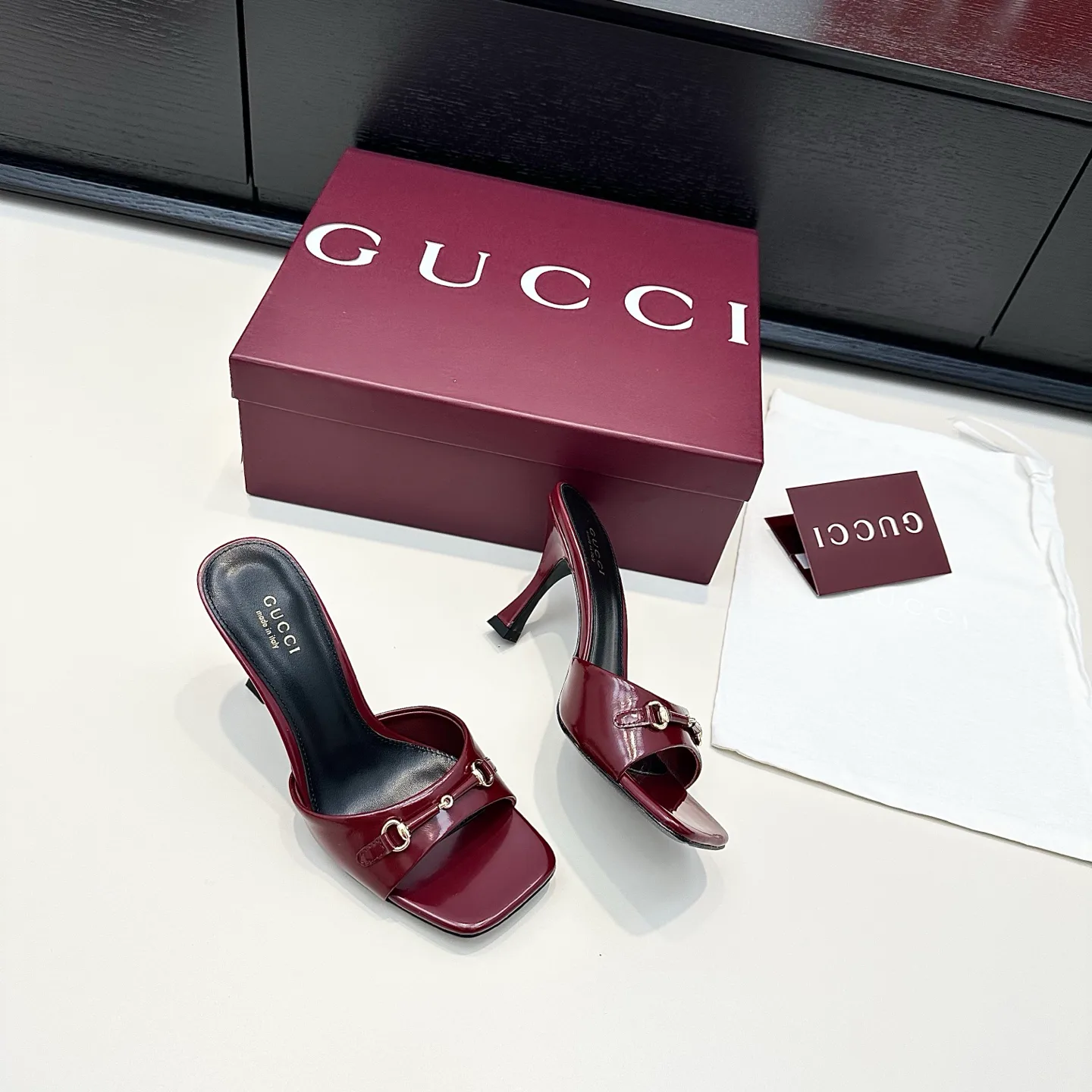 Women's Open-Toe Sandals GUCCI 17614700
