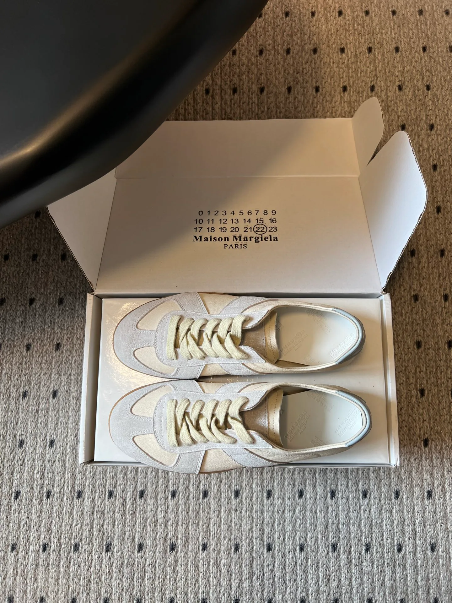 Women's Sneakers MAISON MARGIELA 17310262