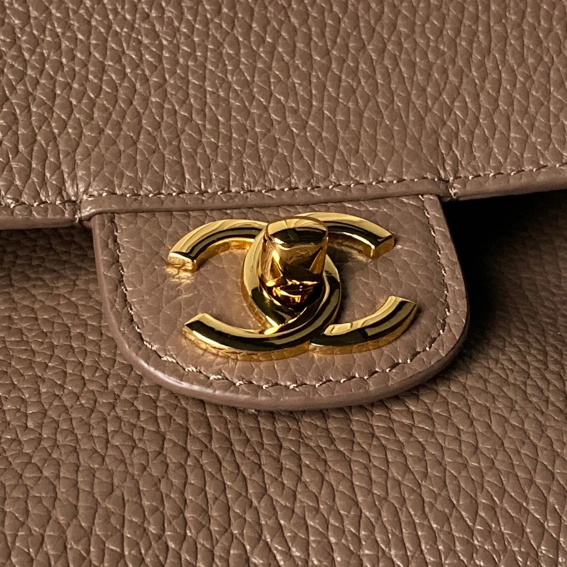 Women's Classic Handbags CHANEL 18207830