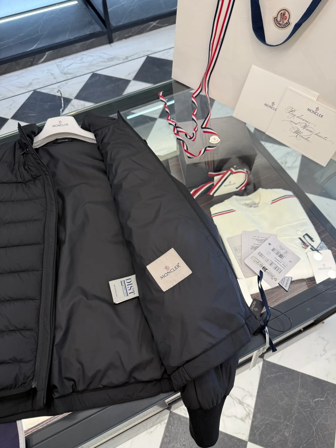 Men's Jackets And Down Jackets MONCLER 18007606
