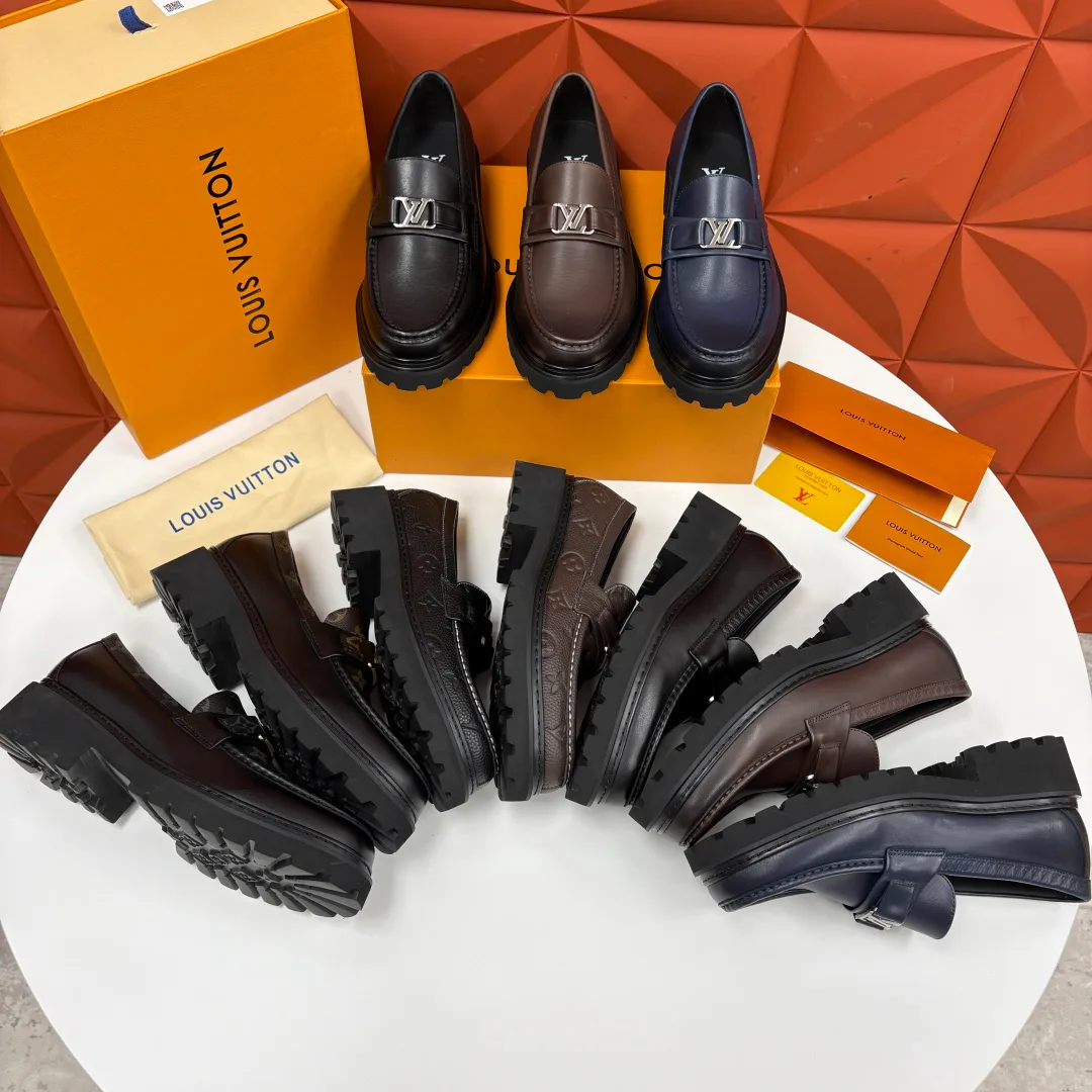 Men's Loafers And Dress Shoes LOUIS VUITTON 17715951