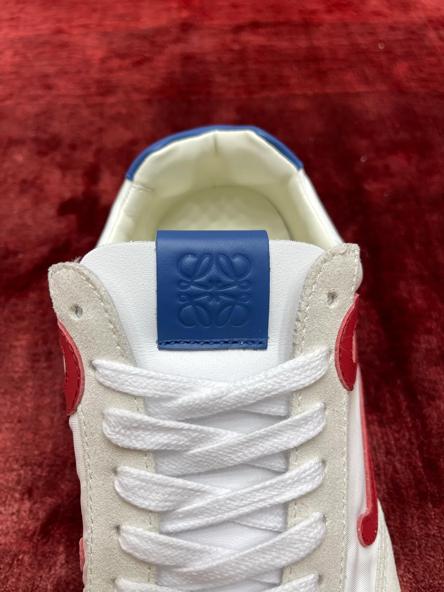Women's Sneakers LOEWE 18191878