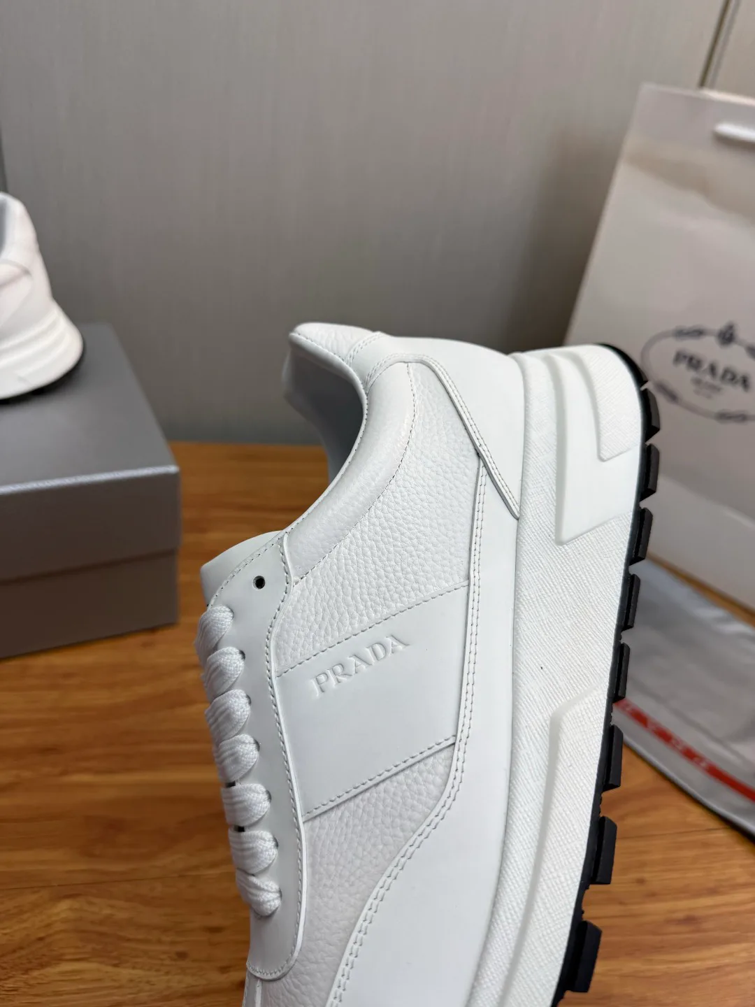 Men's Sneakers PRADA 17890562