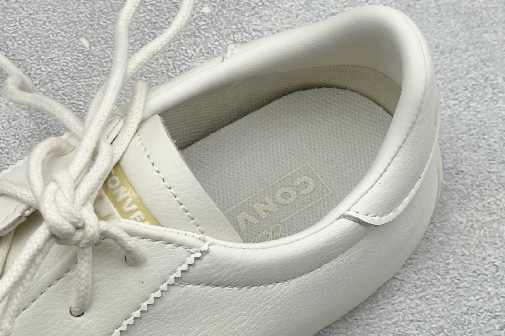 Men's Sneakers CONVERSE 17486370