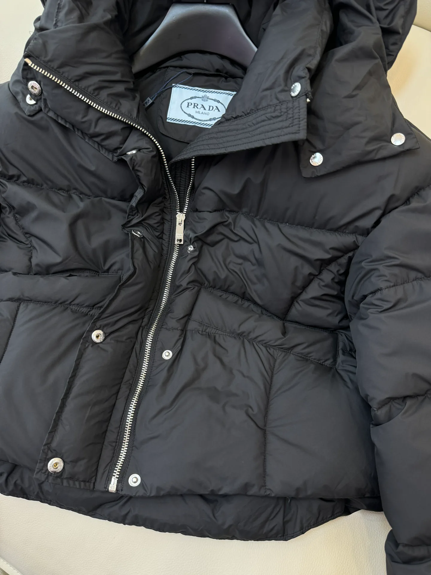 Women's Jackets And Down Jackets PRADA 17910127