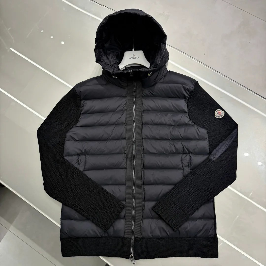 Men's Jackets And Down Jackets MONCLER 17207491