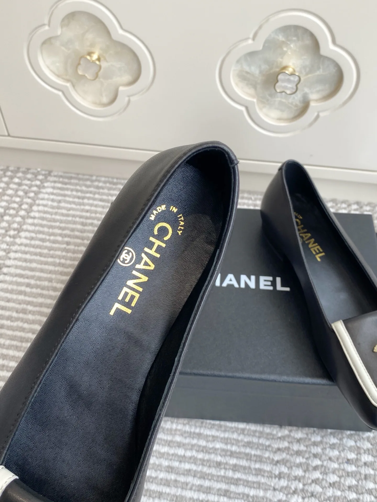 Women's Ballet Flats CHANEL 16932211
