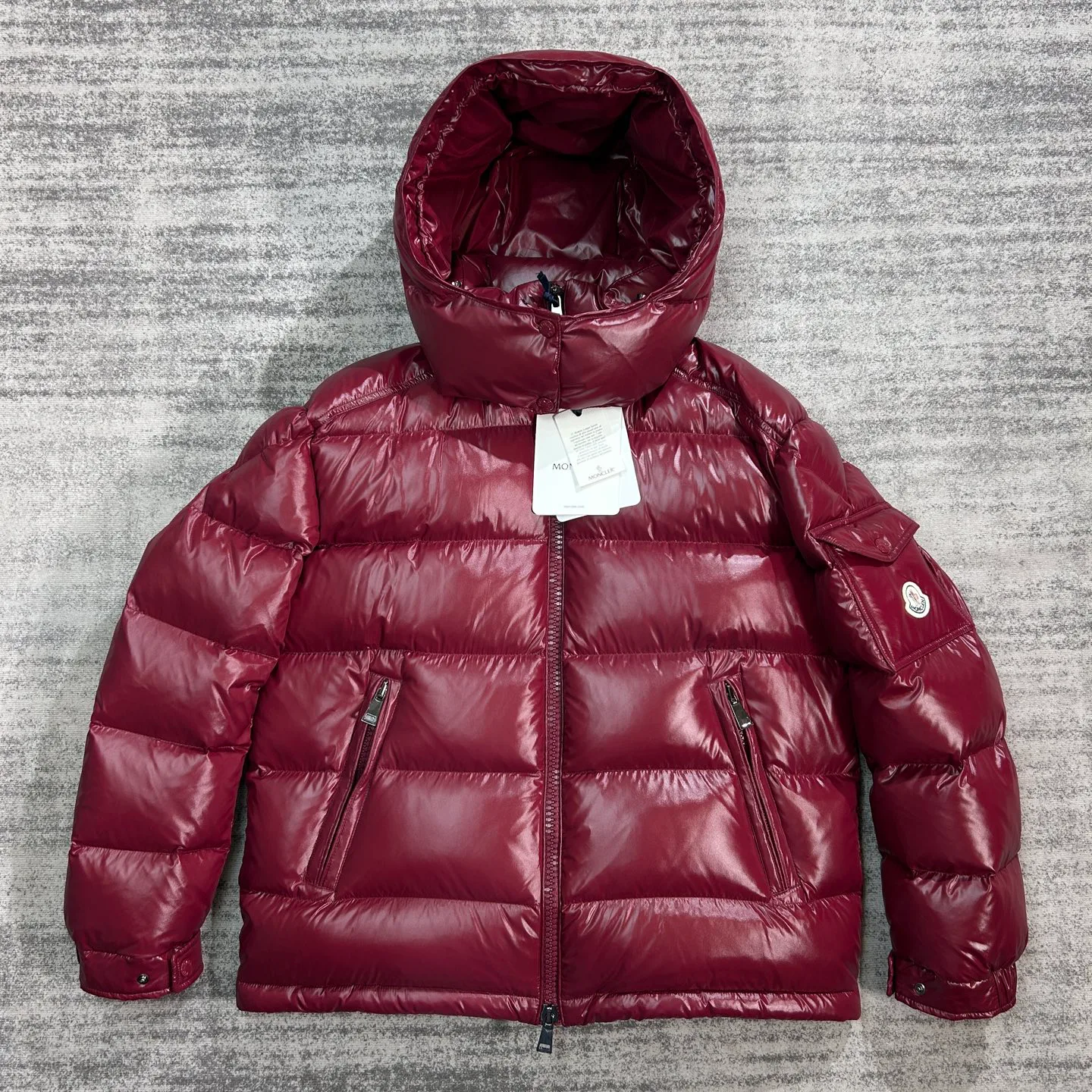 Women's Jackets And Down Jackets MONCLER 18354328