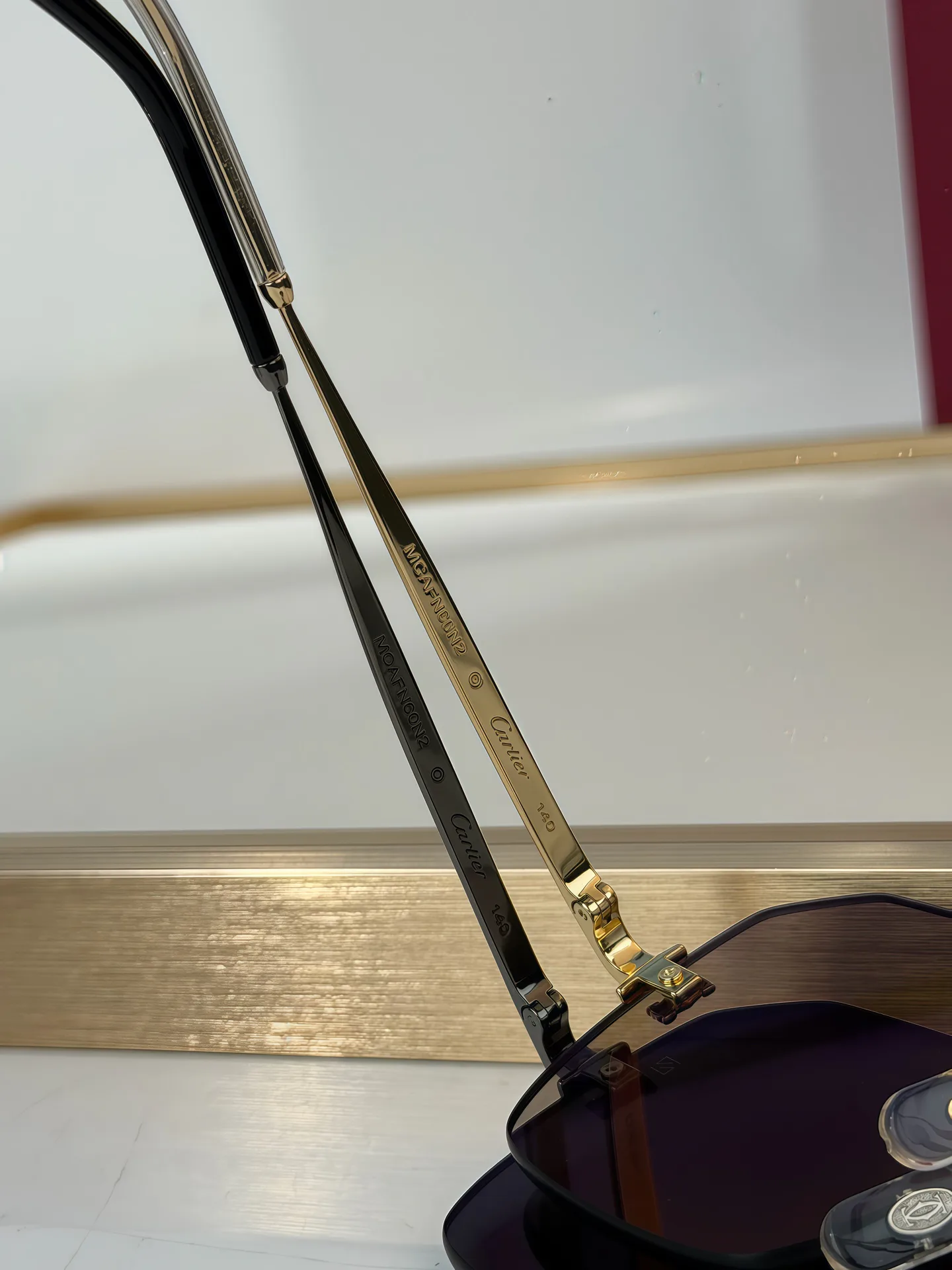 Glasses CARTIER 18060090