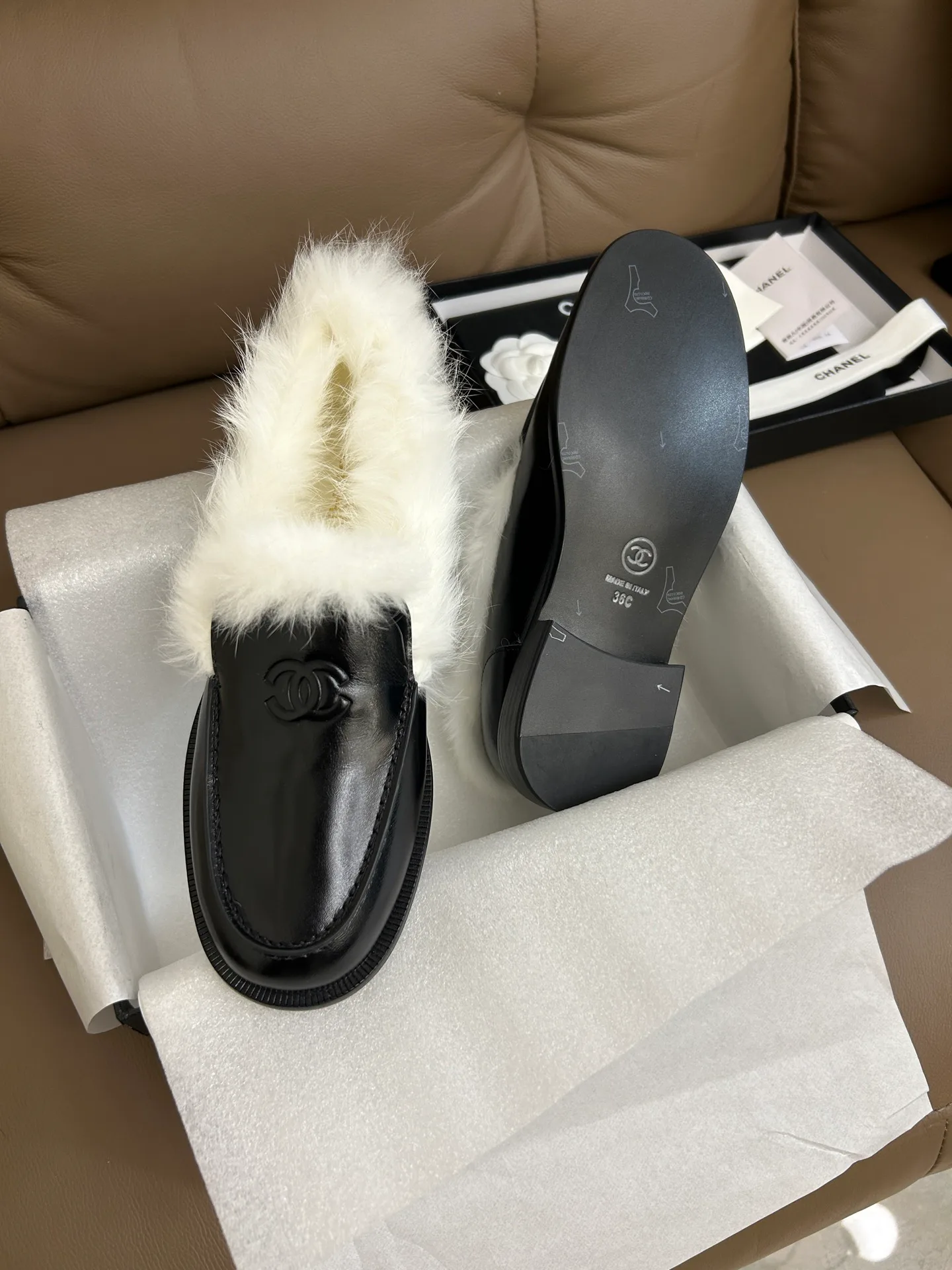 Women's Loafers And Moccasins CHANEL 17886130
