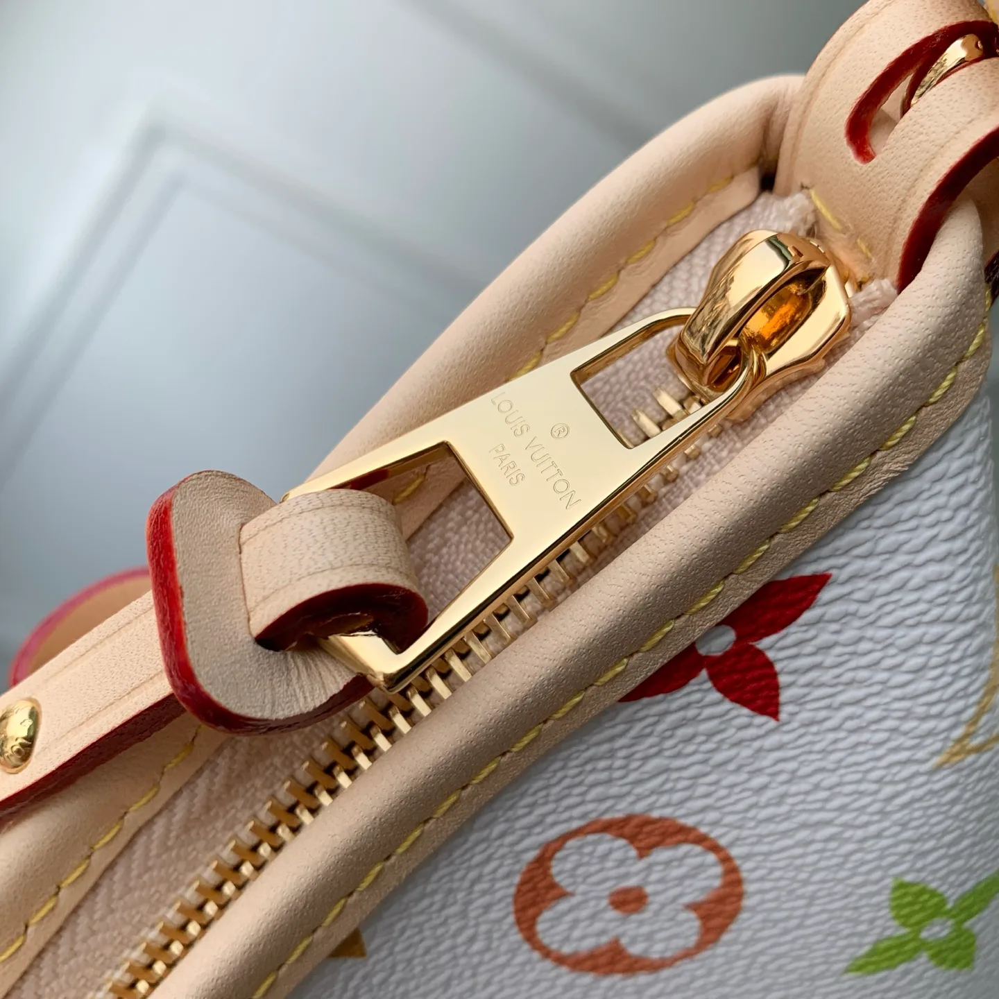 Women's Classic Handbags LOUIS VUITTON 18412576