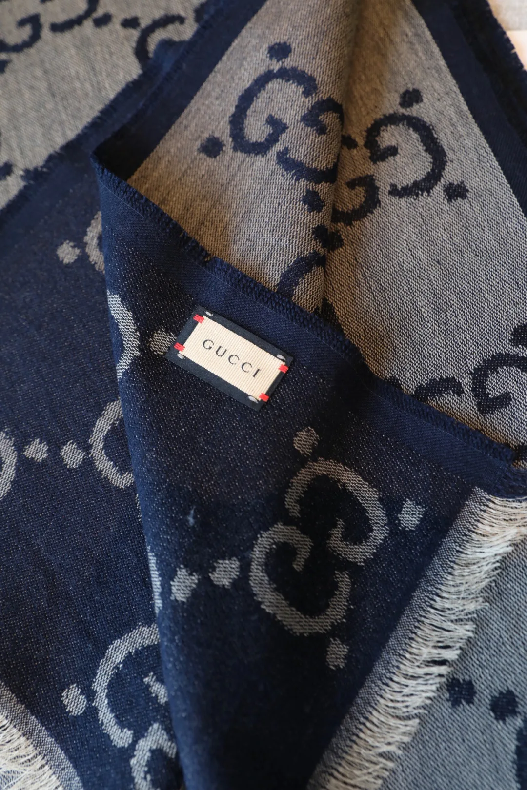 Scarves GUCCI 18265993