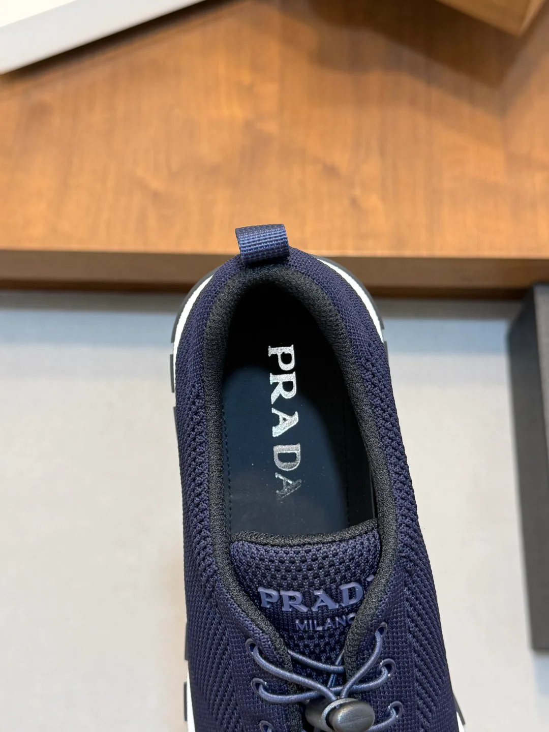 Men's Sneakers PRADA 18100371