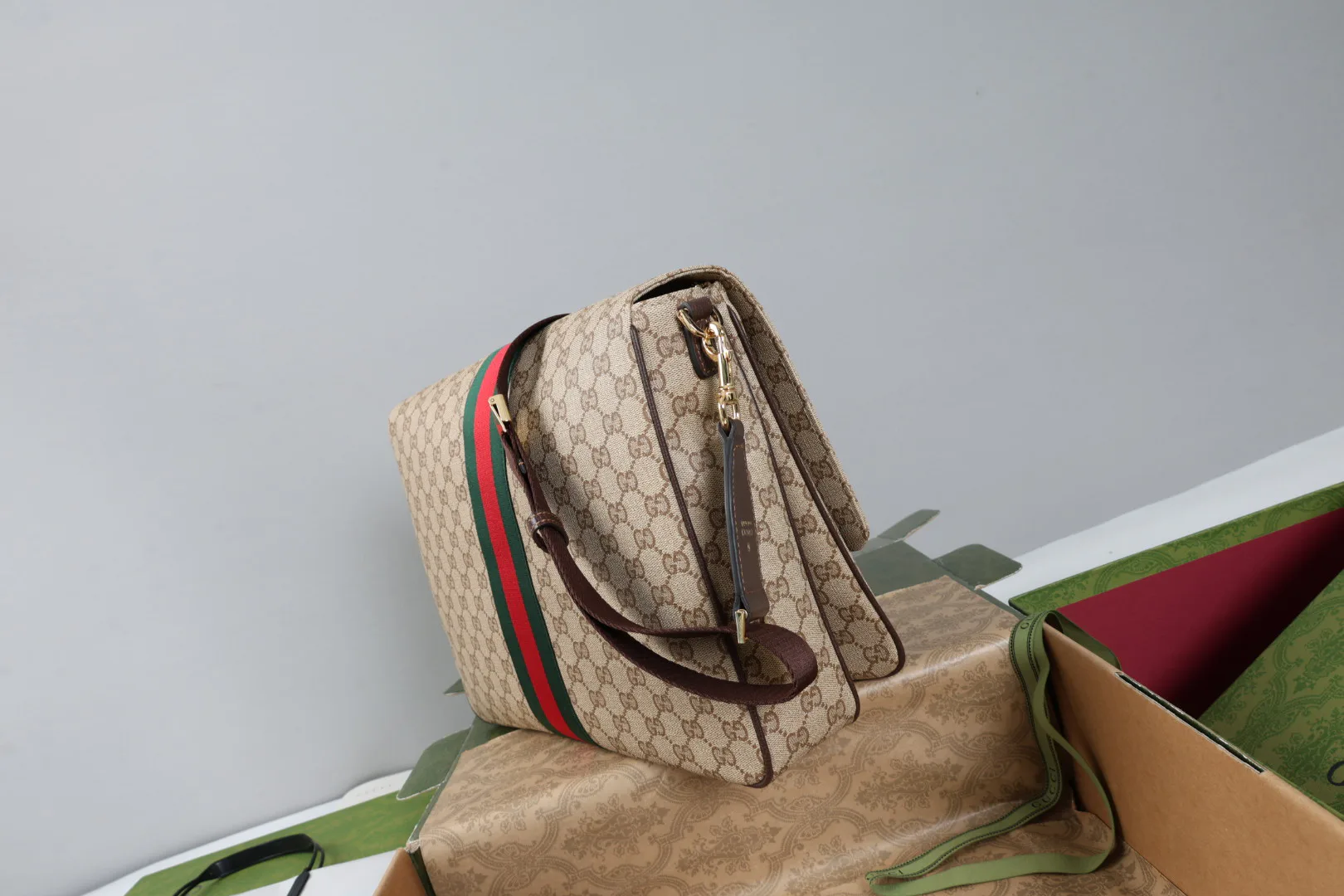 Women's Classic Handbags GUCCI 18065488