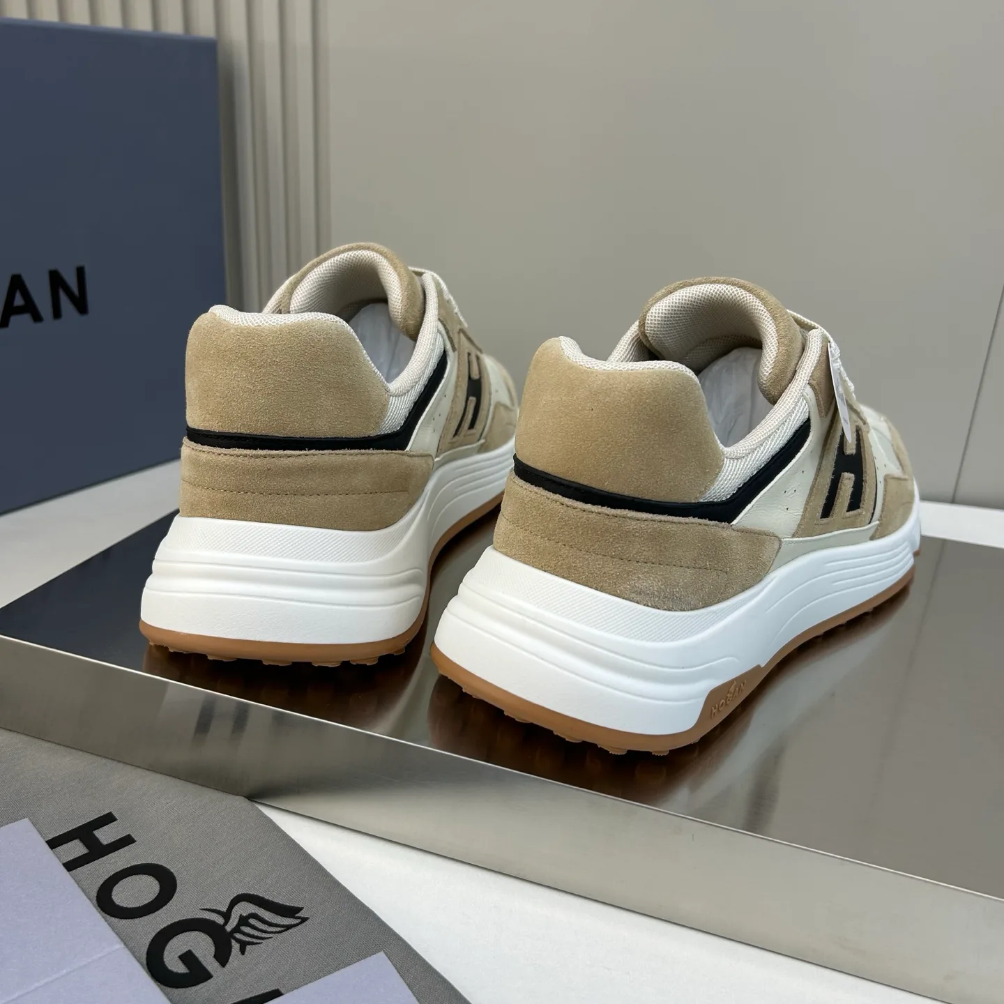 Men's Sneakers HOGAN 17280335