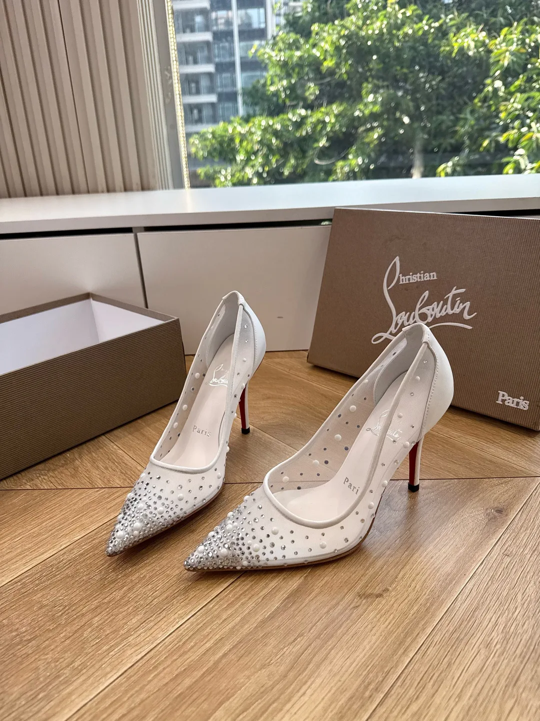 Women's Heels CHRISTIAN LOUBOUTIN 17480777