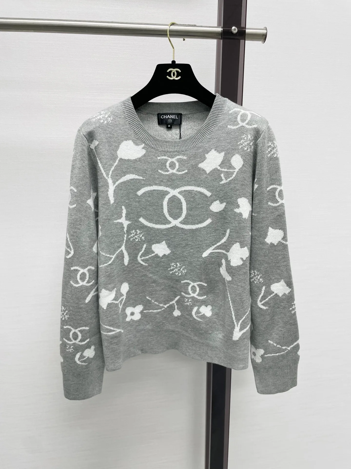 Women's Jumpers And Sweaters CHANEL 18138025