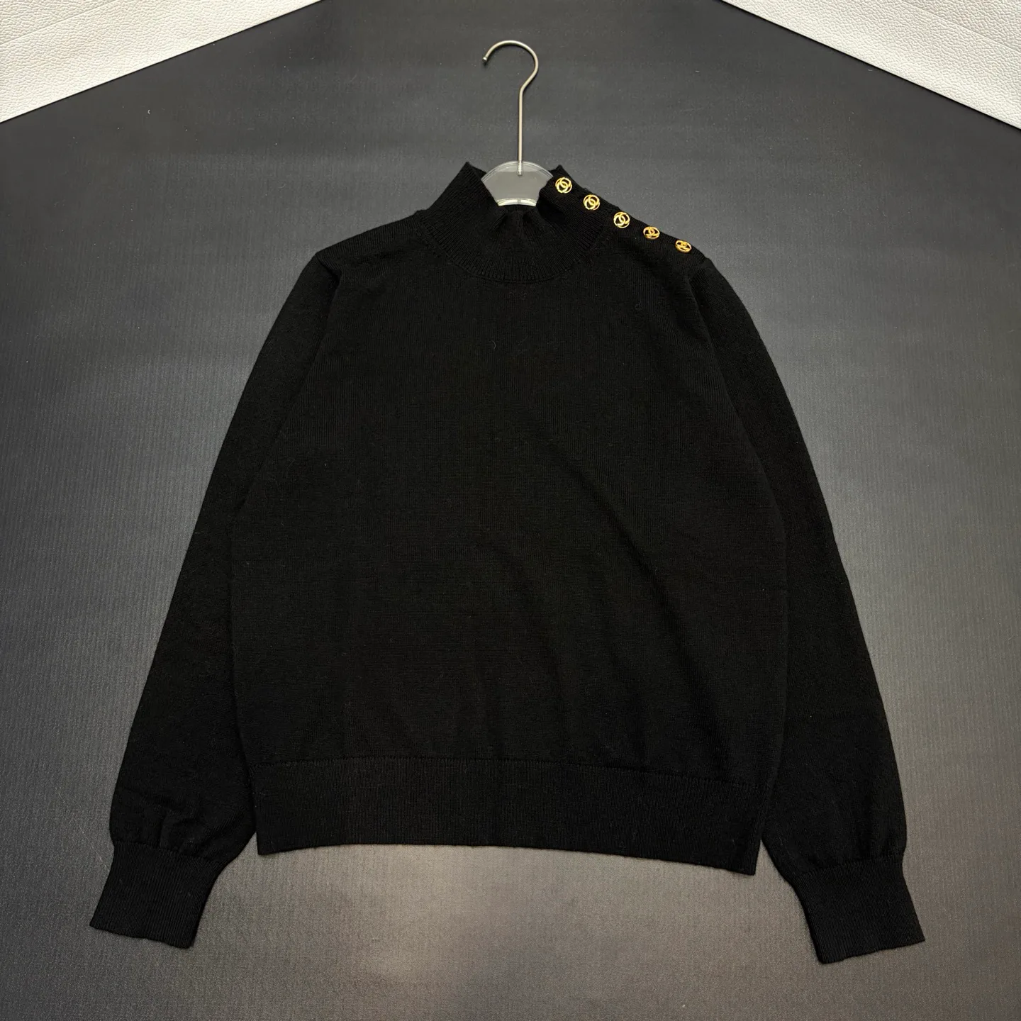 Women's Jumpers And Sweaters CHANEL 18138562