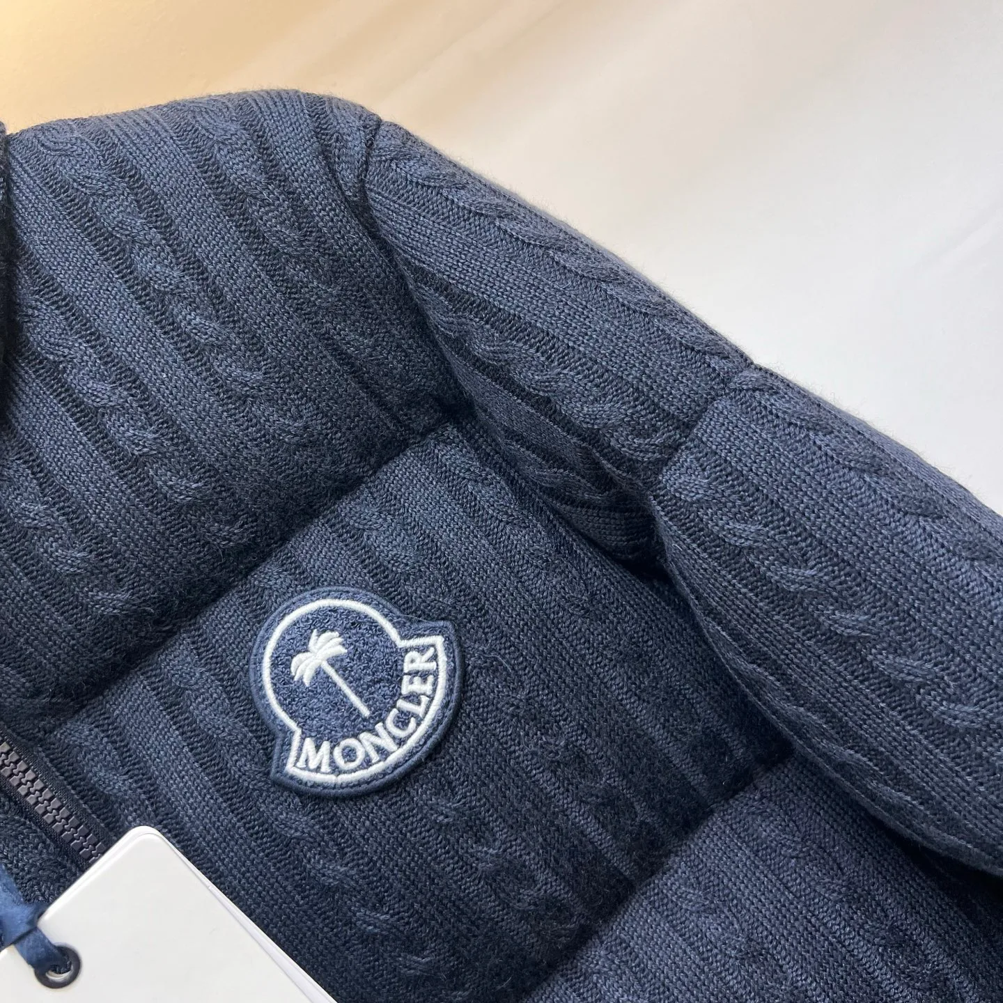 Women's Jackets And Down Jackets MONCLER 18281201