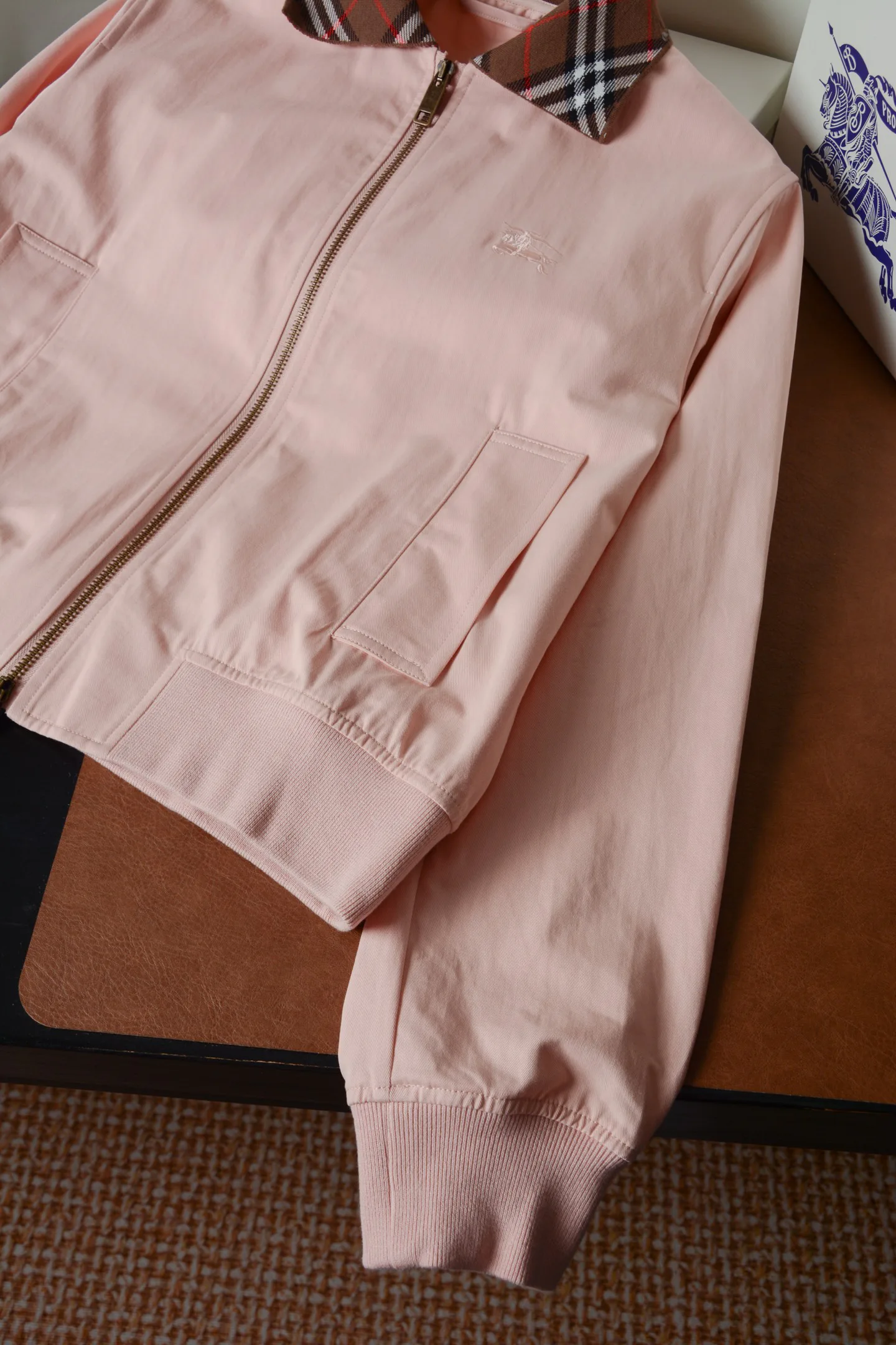 Women's Jackets And Down Jackets BURBERRY 18386471