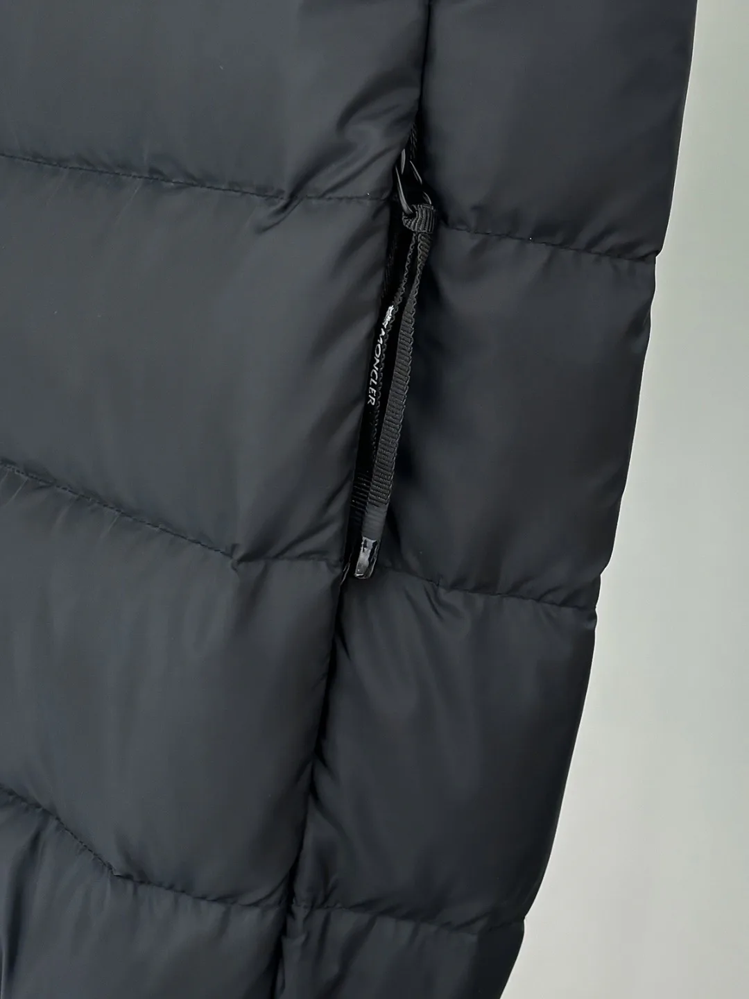 Жилеты Мужские Moncler 18596635