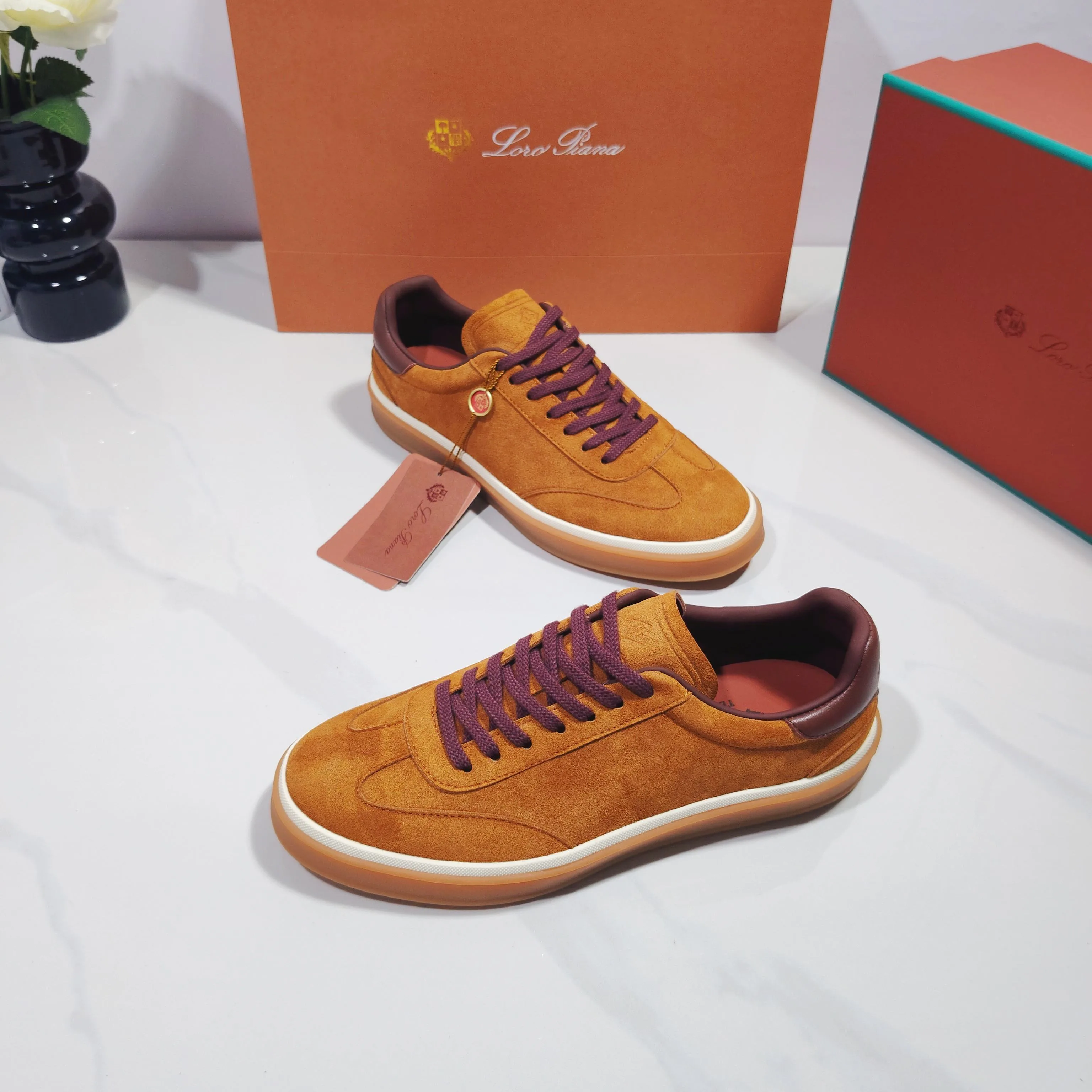 Women's Sneakers LORO PIANA 17961932