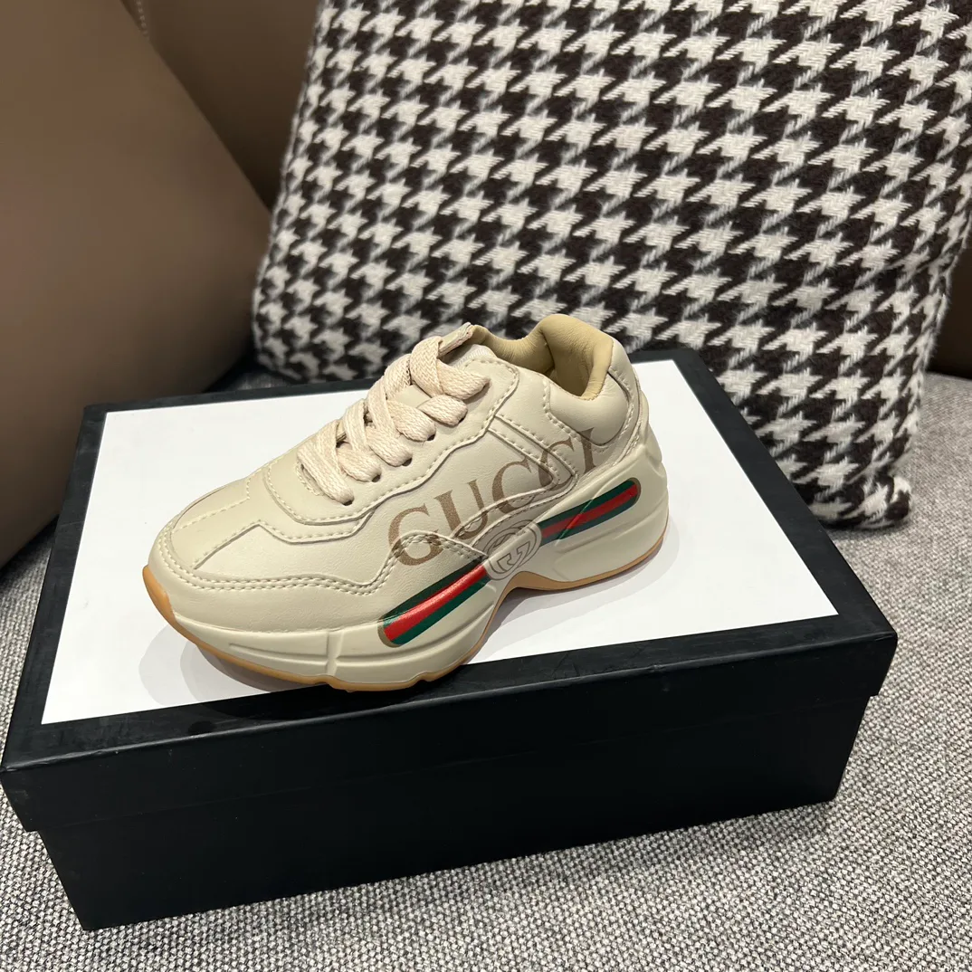Women's Sneakers GUCCI 18075509