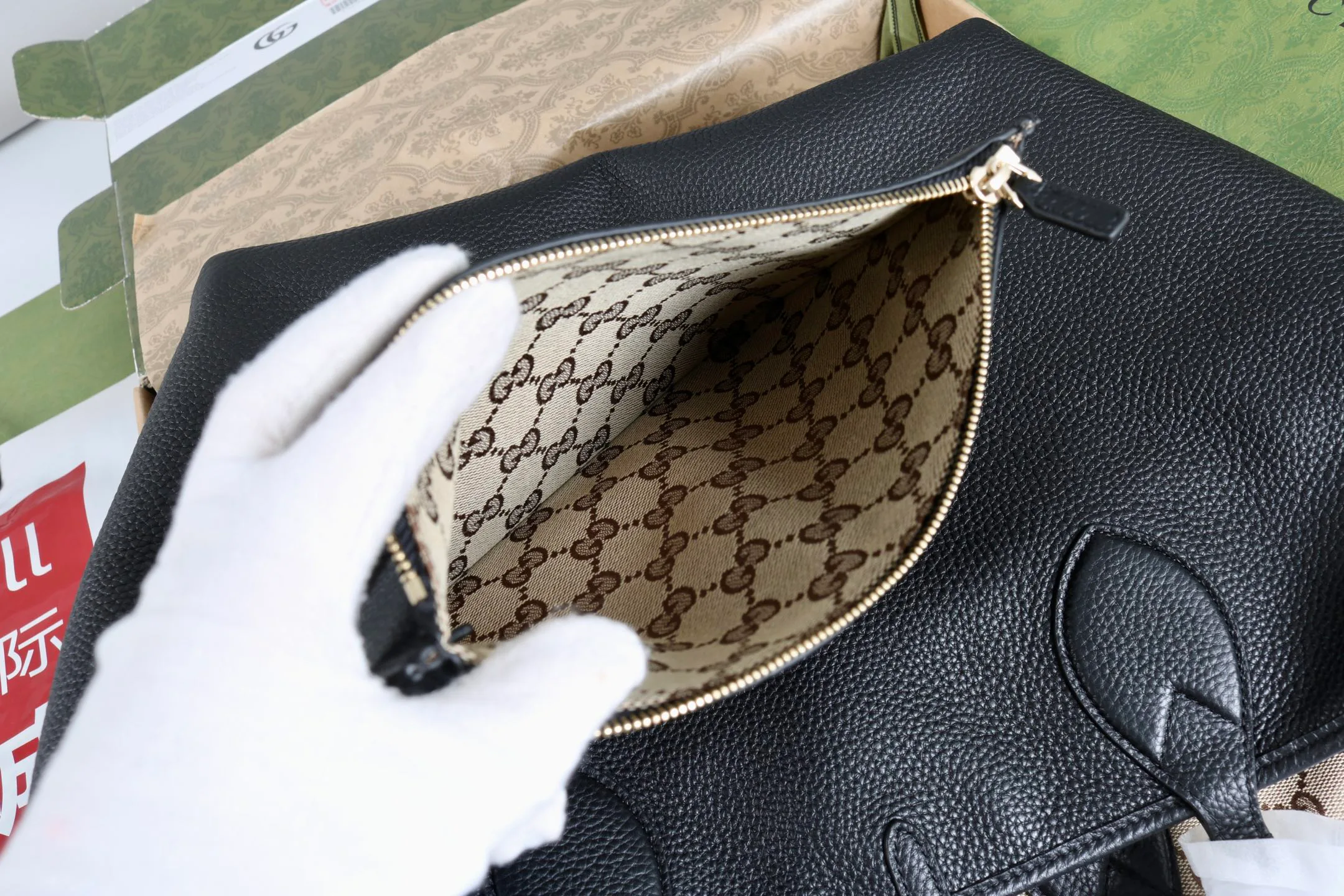 Women's Classic Handbags GUCCI 18404560
